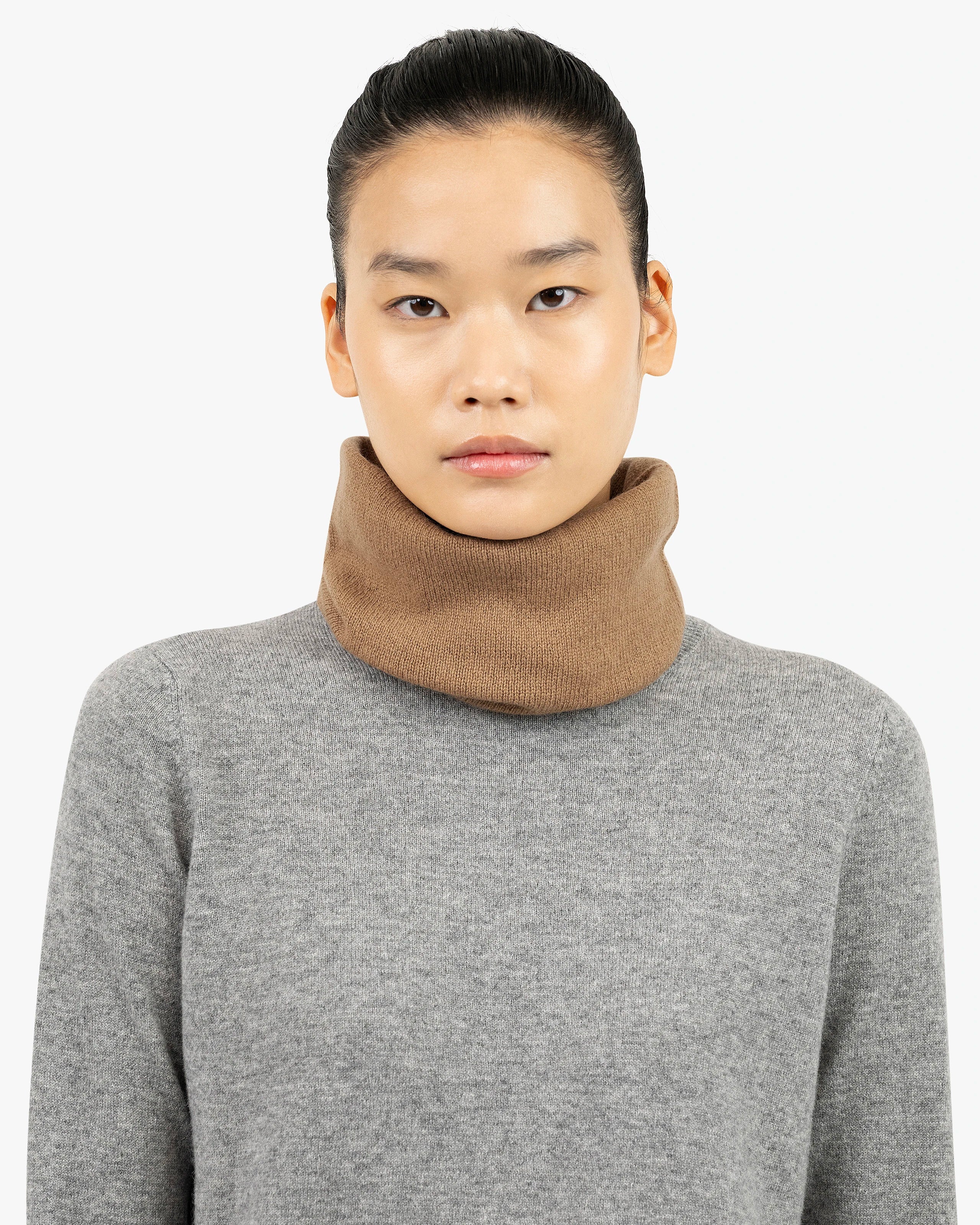 Essential Cashmere Neck Warmer - Camel | MaisonCashmere