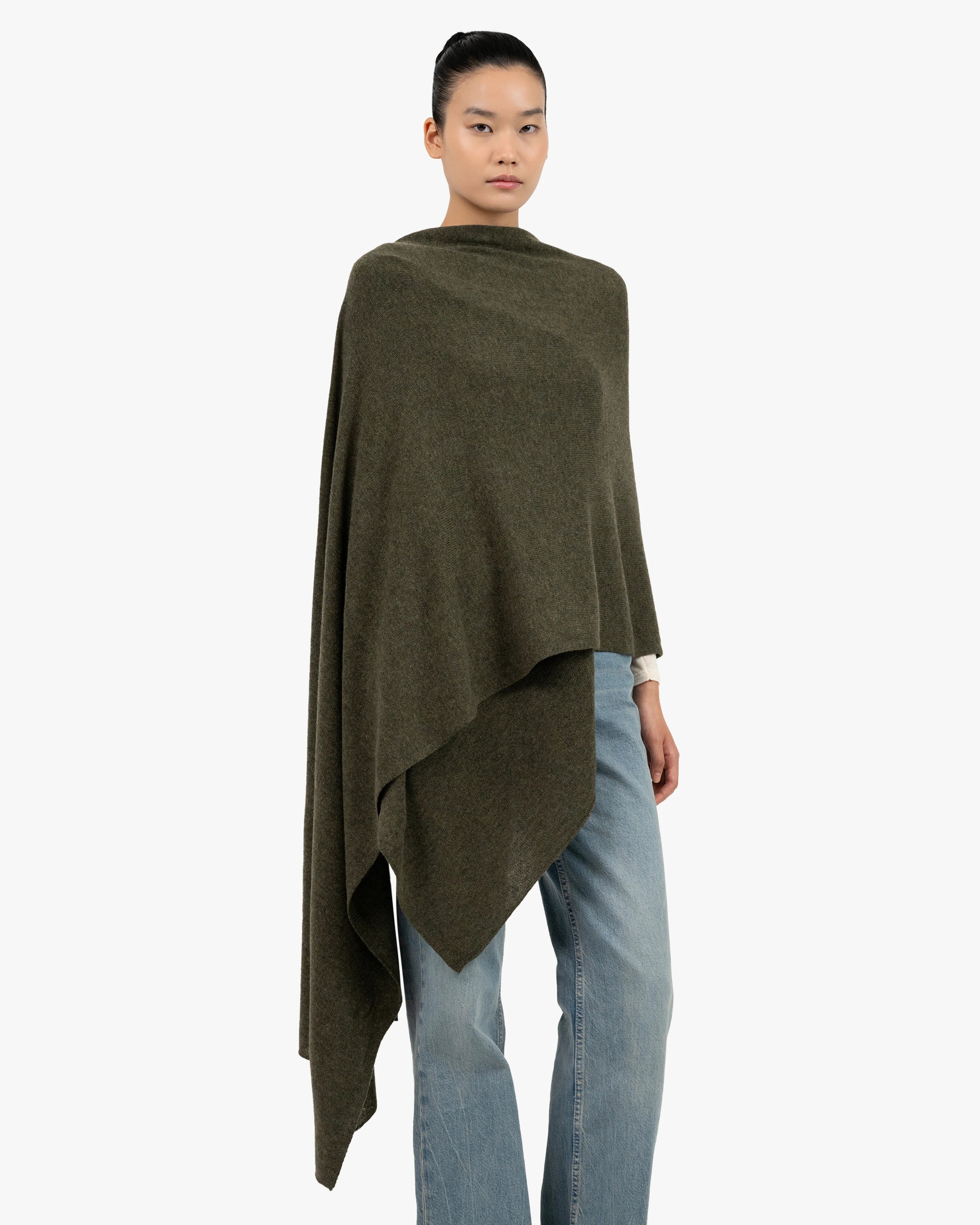Essential Maxi Cashmere Wrap - Green | MaisonCashmere