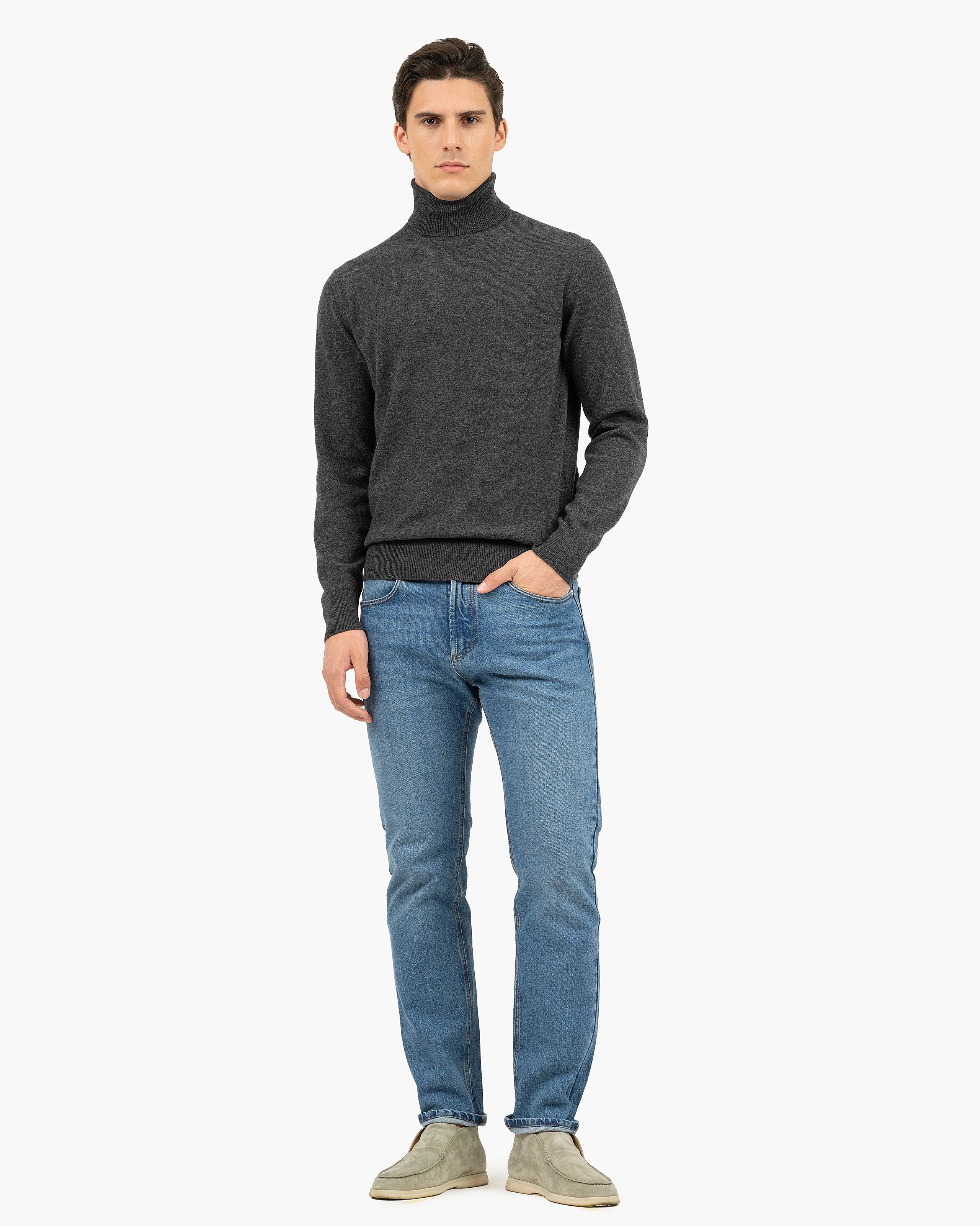 Men's Classic Cashmere Turtleneck Sweater - Charcoal | MaisonCashmere