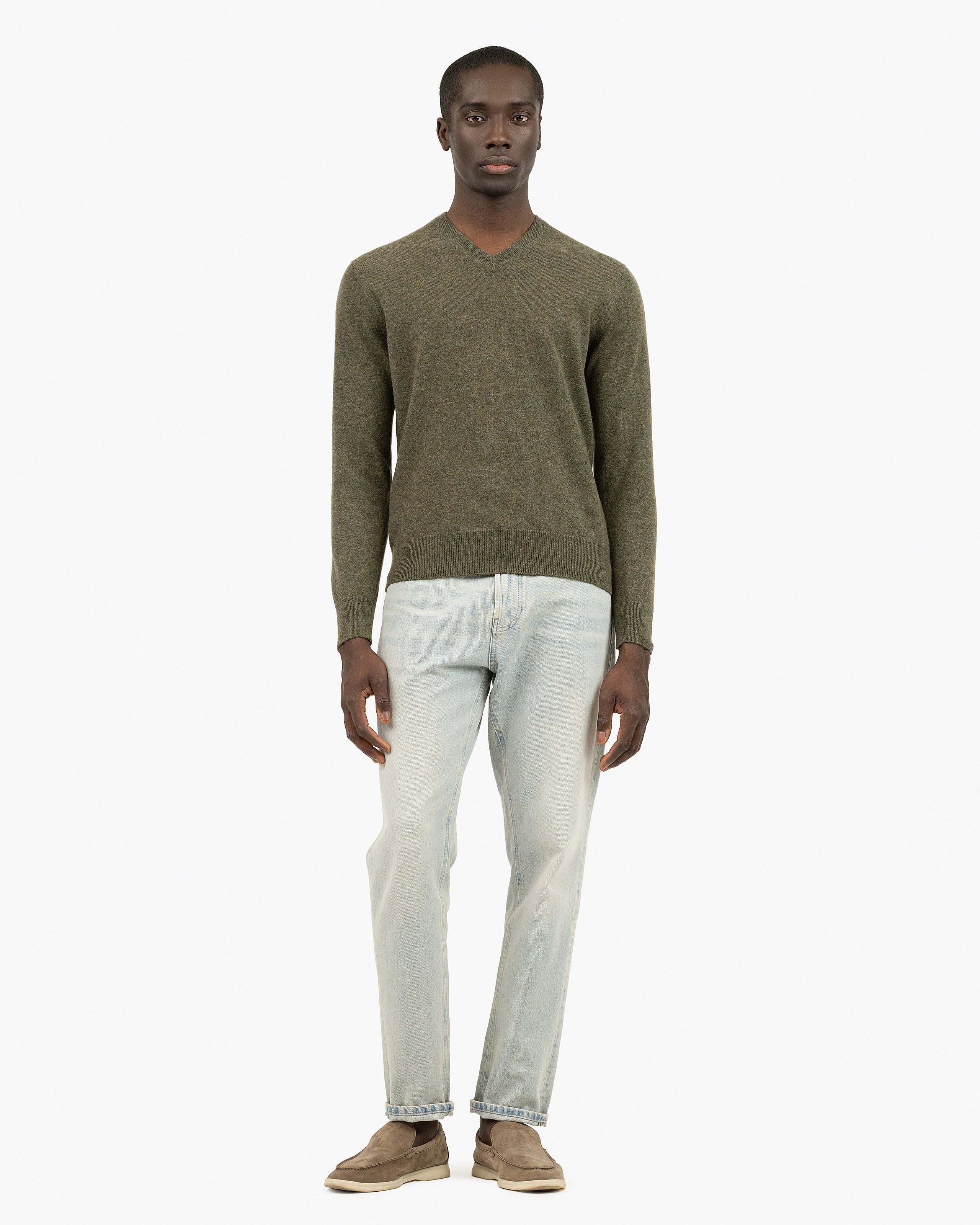 Men's Classic Cashmere V-Neck Sweater - Green | MaisonCashmere