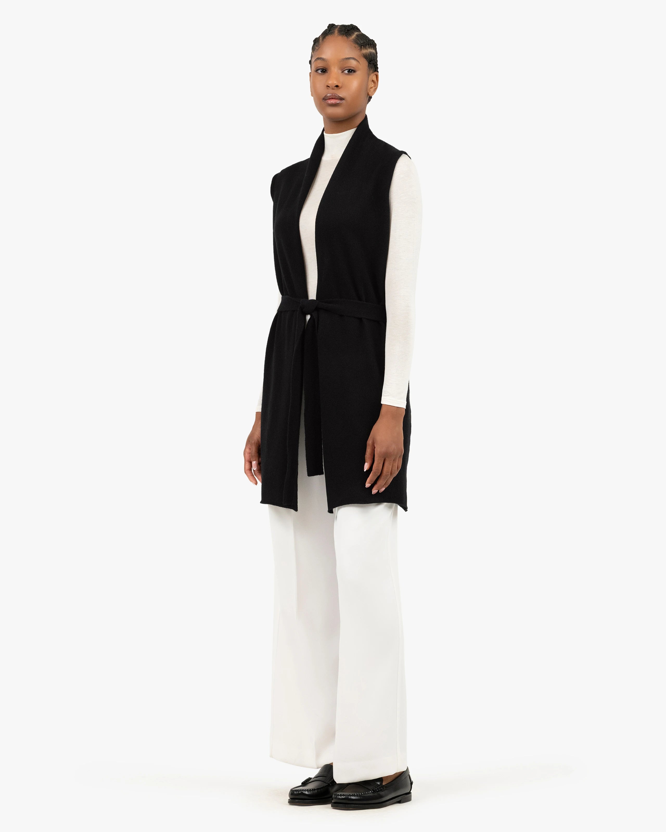 Essential Long Sleeveless Cashmere Cardigan - Black | MaisonCashmere