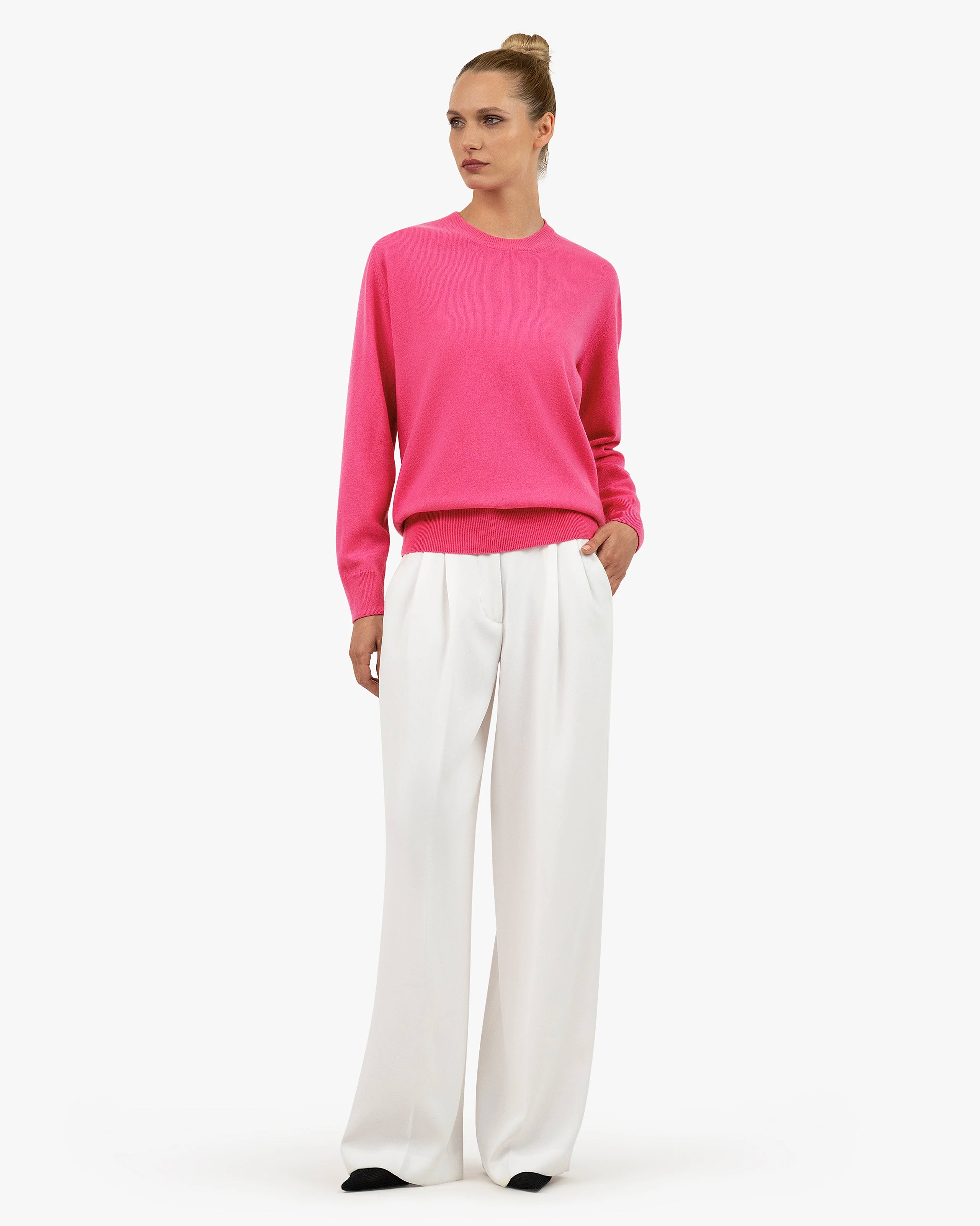 Women's Essential Cashmere Boyfriend Sweater - Fuchsia
