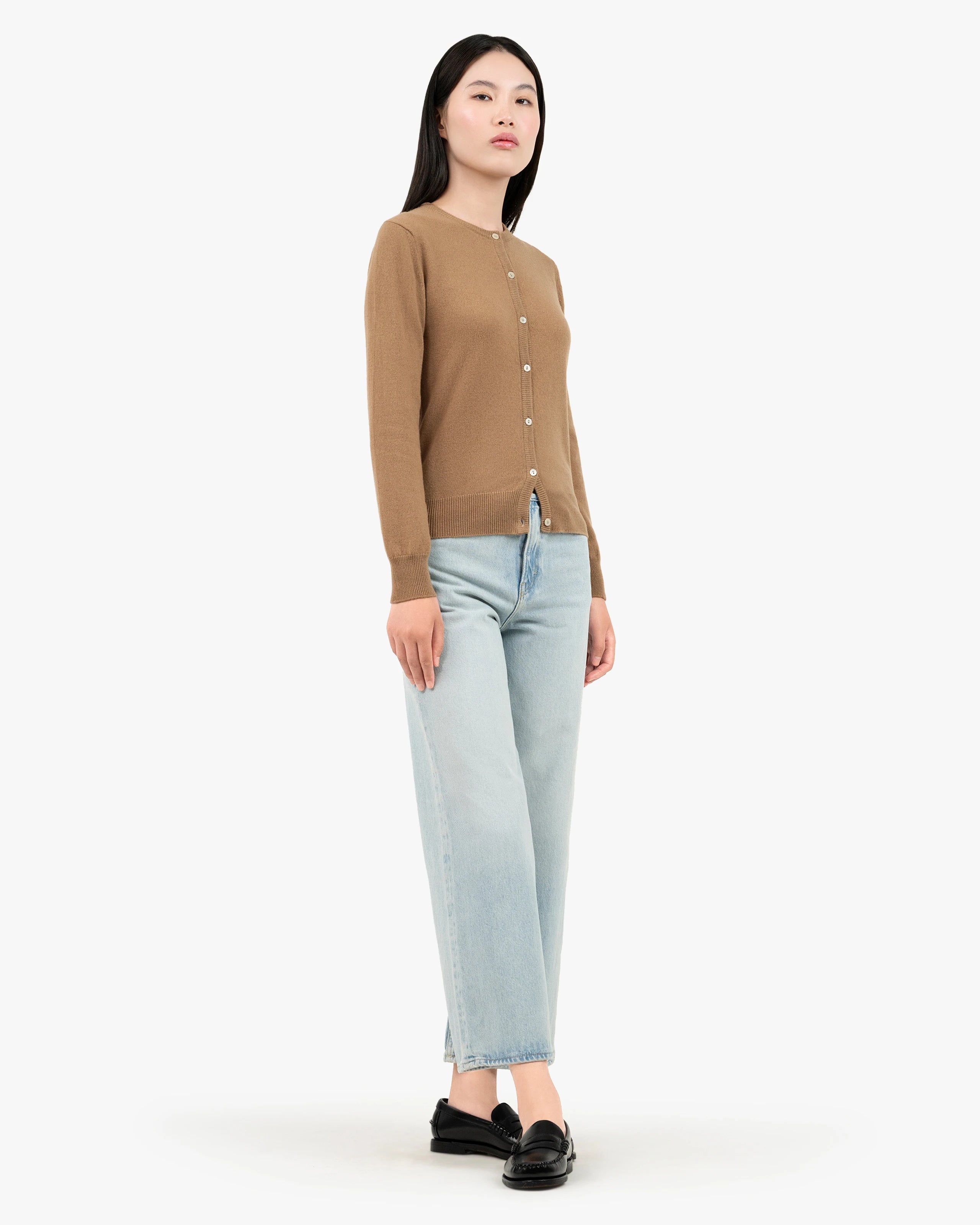 Women's Essential Cashmere Crew Neck Cardigan - Camel | MaisonCashmere Women's Essential Cashmere Crew Neck Cardigan - Camel | MaisonCashmere