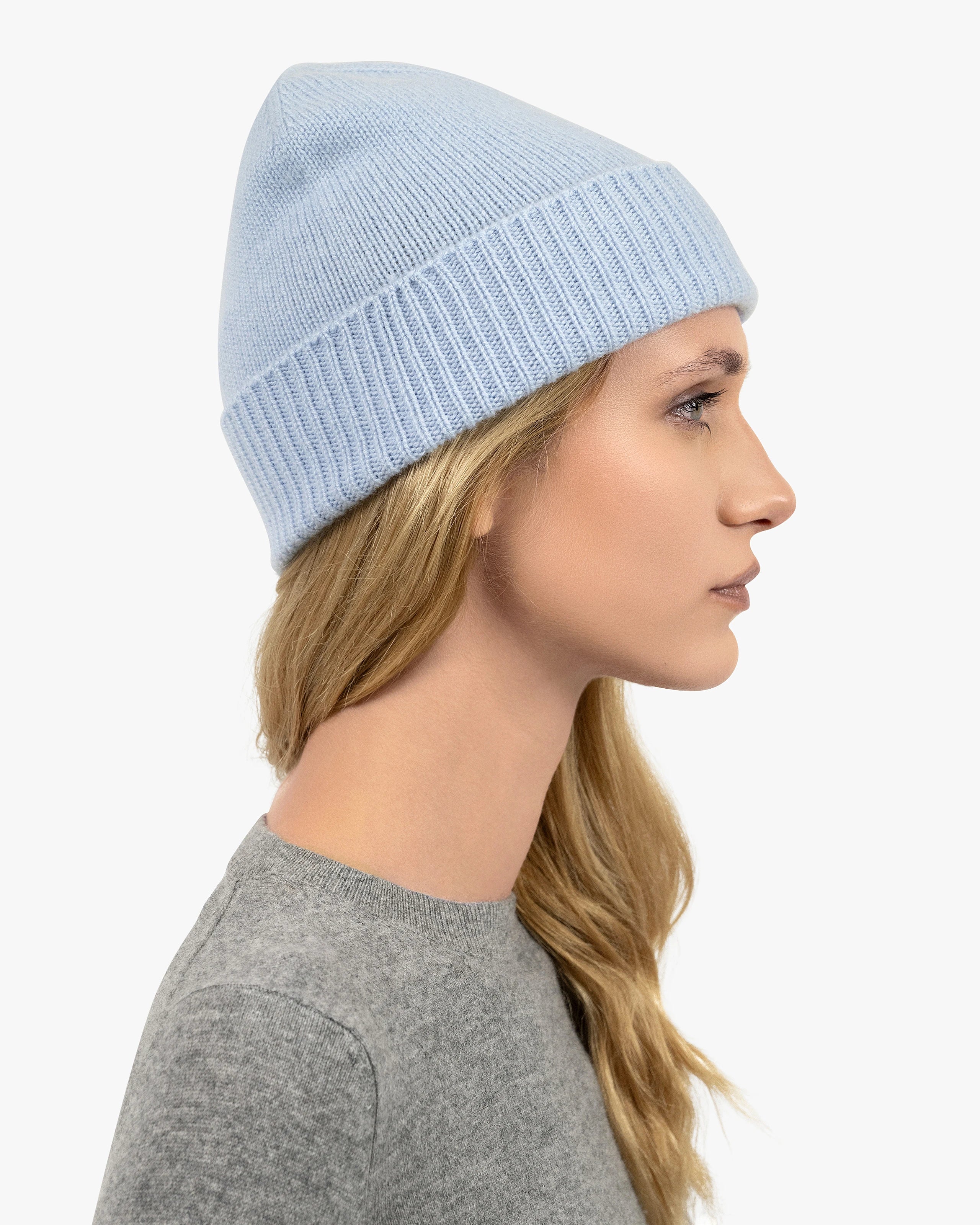 Essential Cashmere Hat for Women - Light Blue | MaisonCashmere display picture 3
