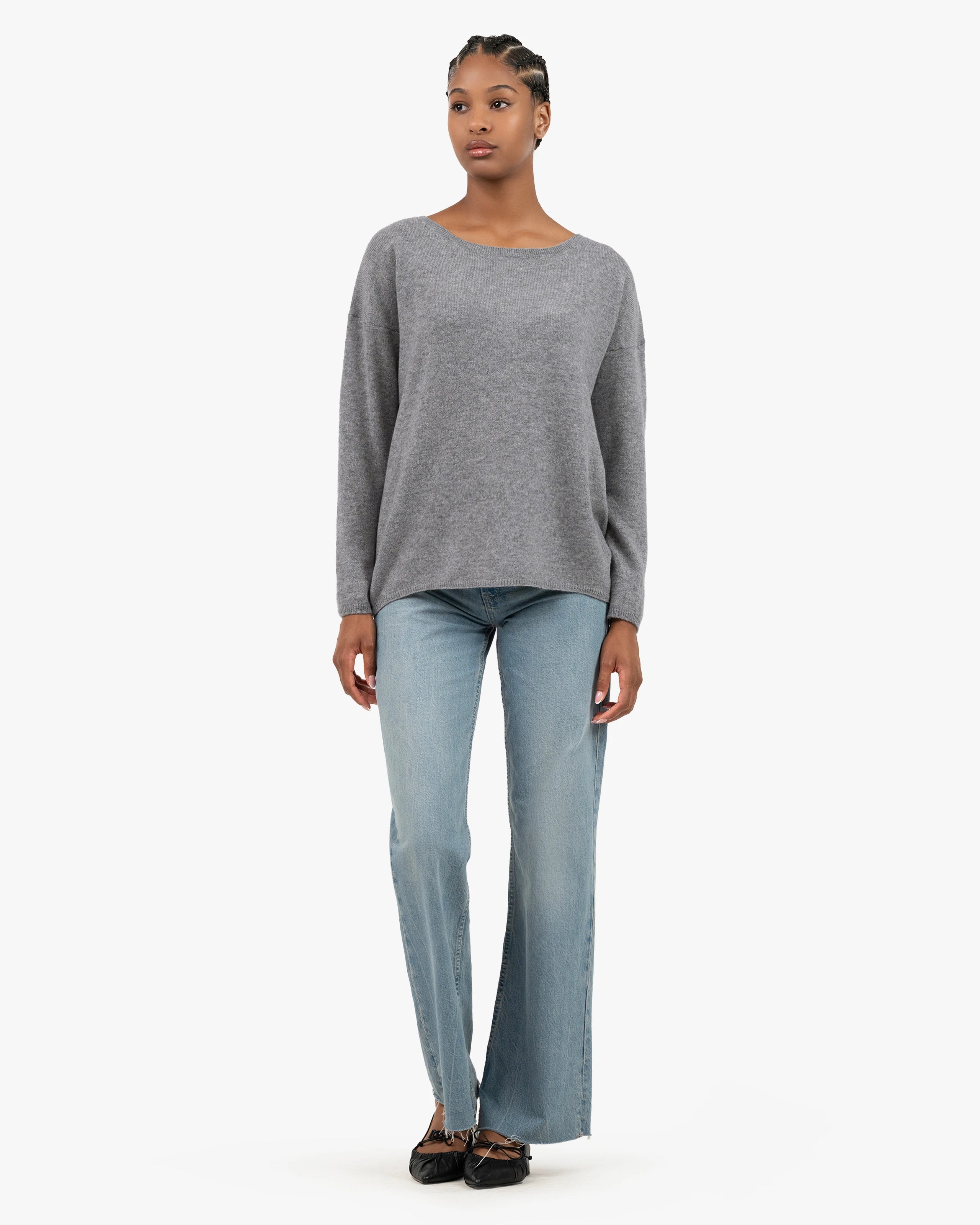 Women's Lightness Cashmere Boat Neck Sweater - Medium Grey