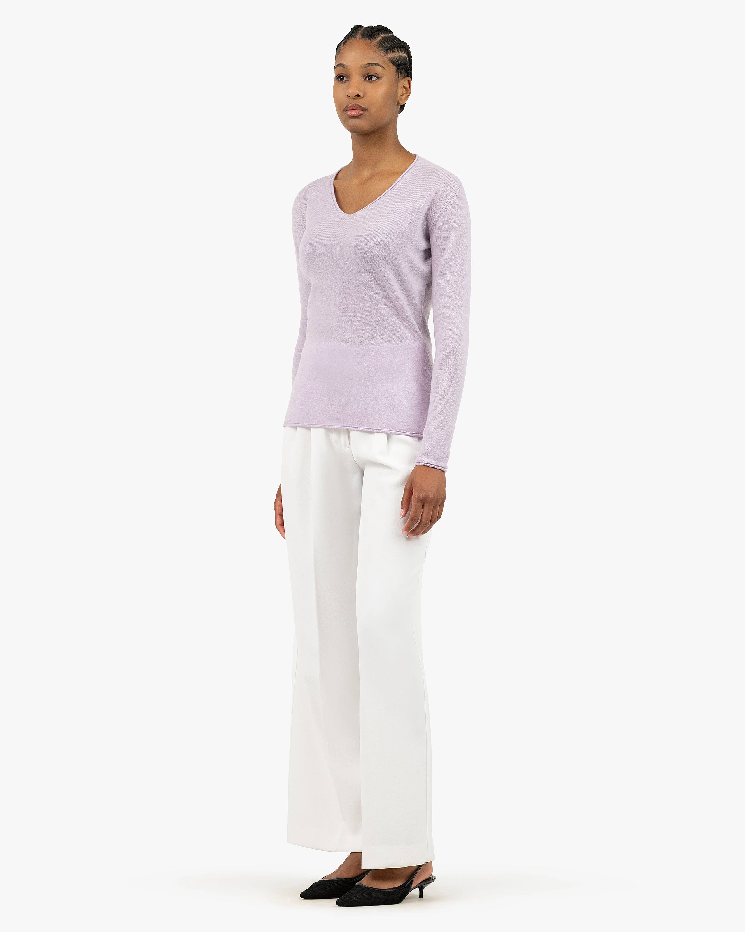 Women's Lightness Cashmere V-Neck Sweater - Lilac | MaisonCashmere