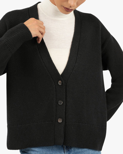 Women's Funes Cardigan - Black Merino