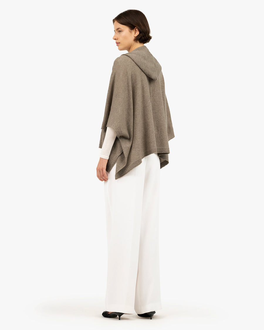 Hoodie Cape - Taupe Cashmere