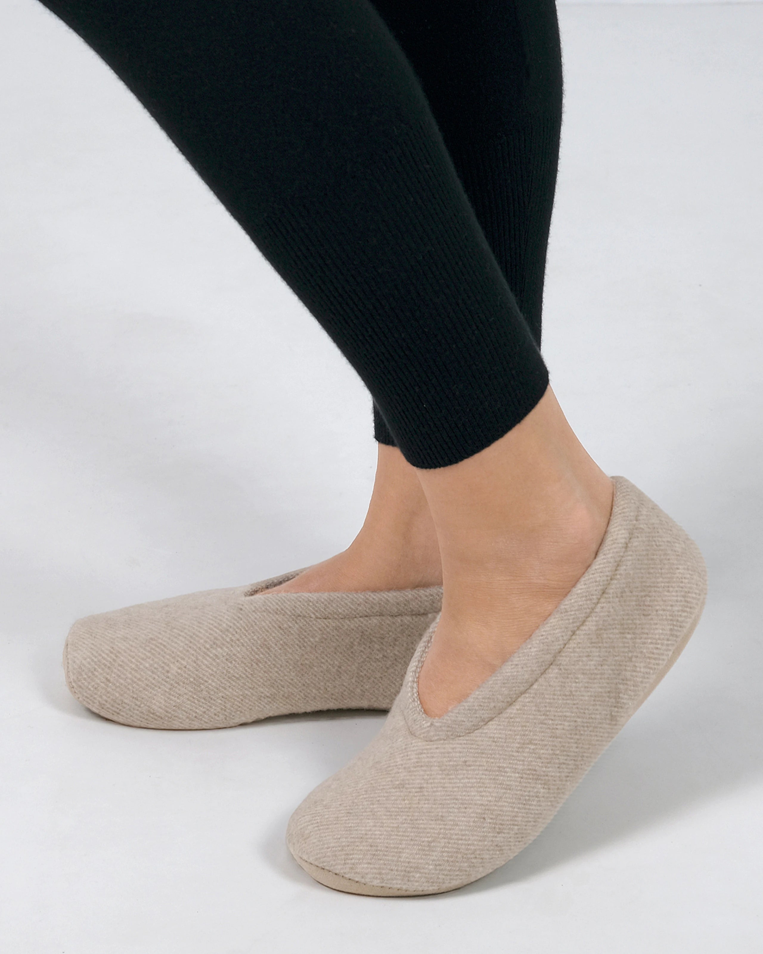 Jumeirah Ballet Slippers - Beige Cashmere