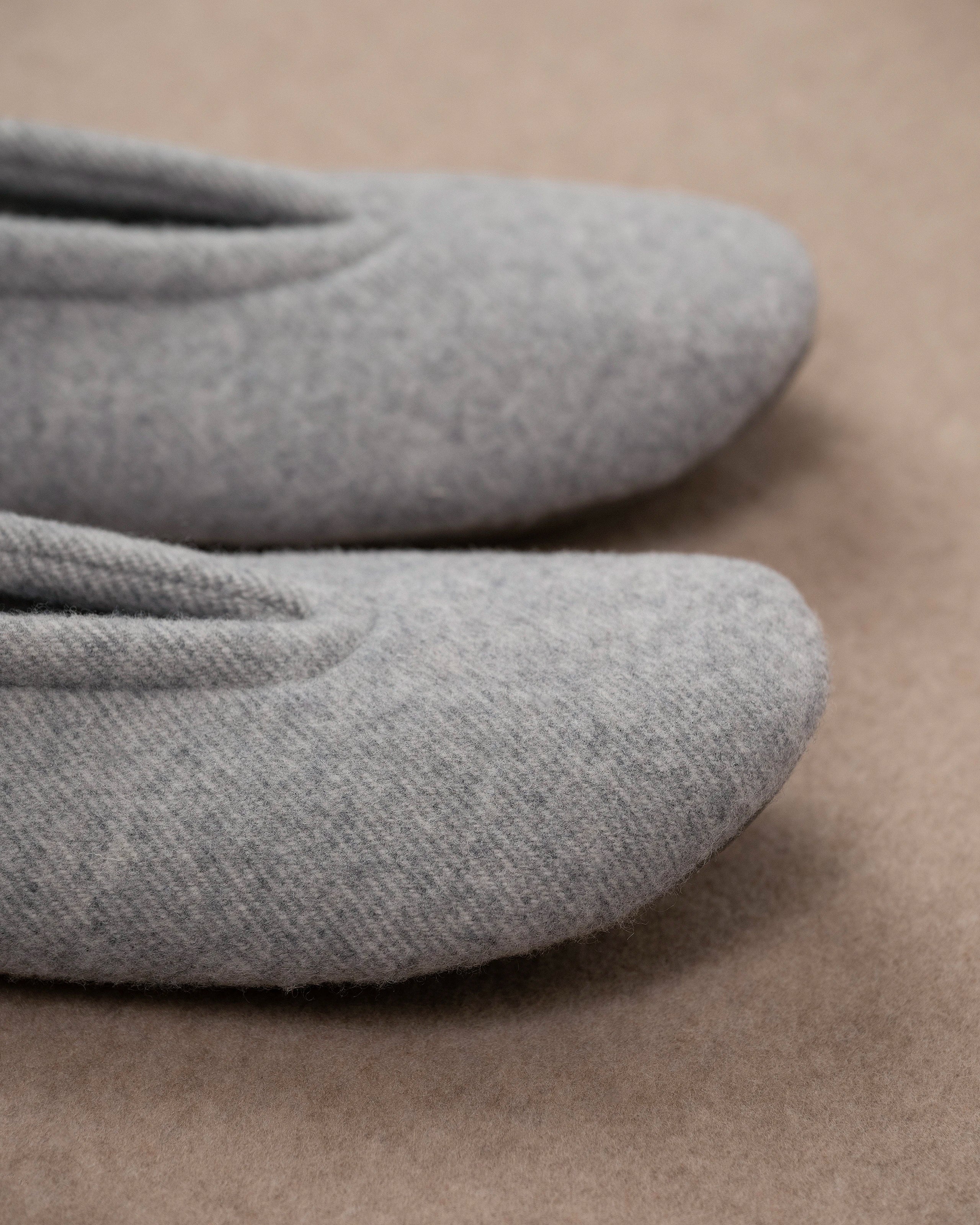 Jumeirah Ballet Slippers - Grey Cashmere