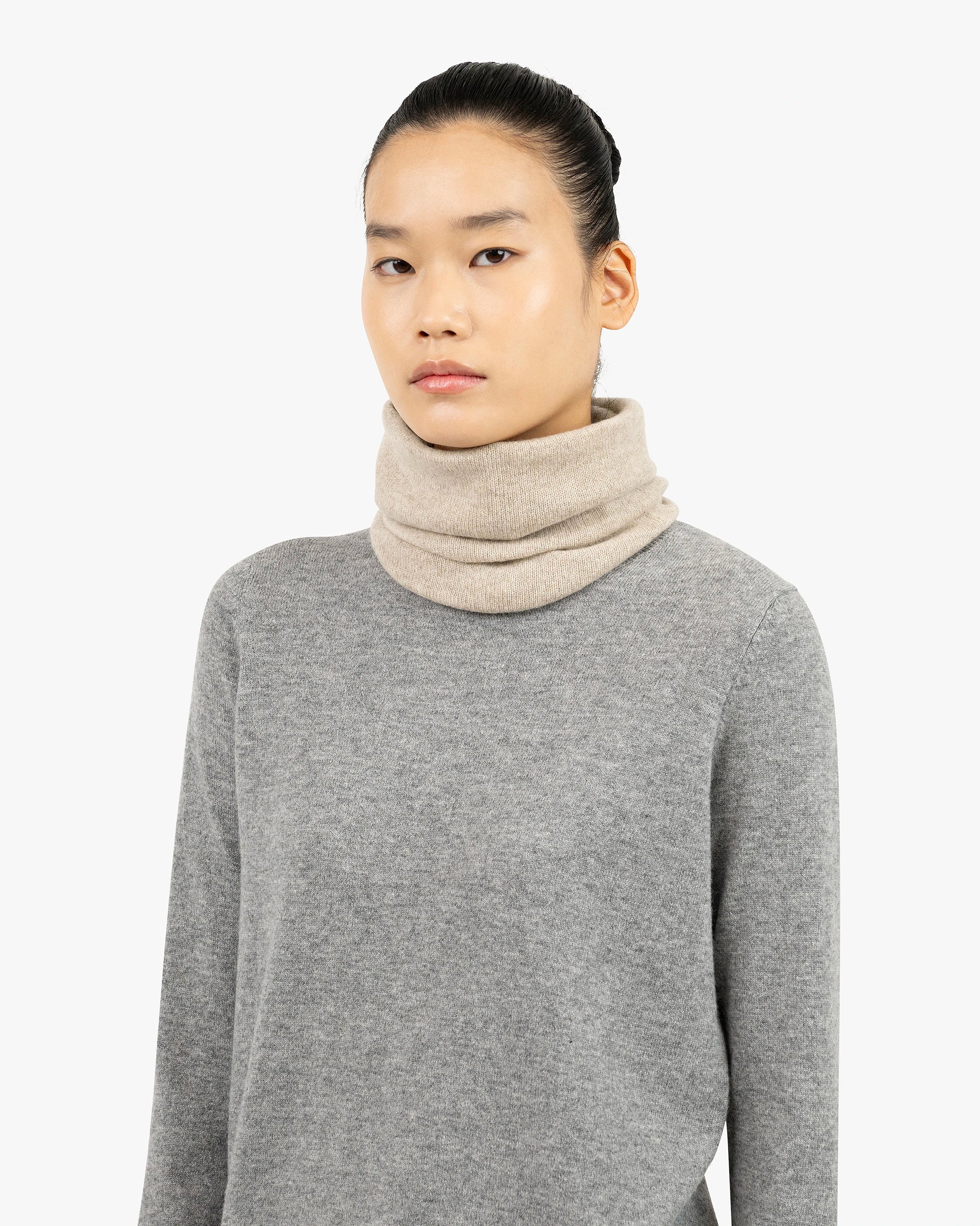 Essential Neck Warmer - Beige Cashmere
