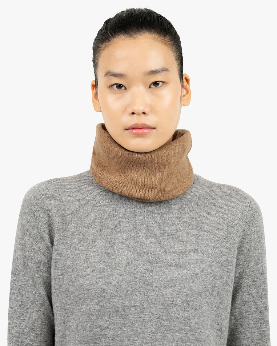 Essential Neck Warmer - Camel Cashmere