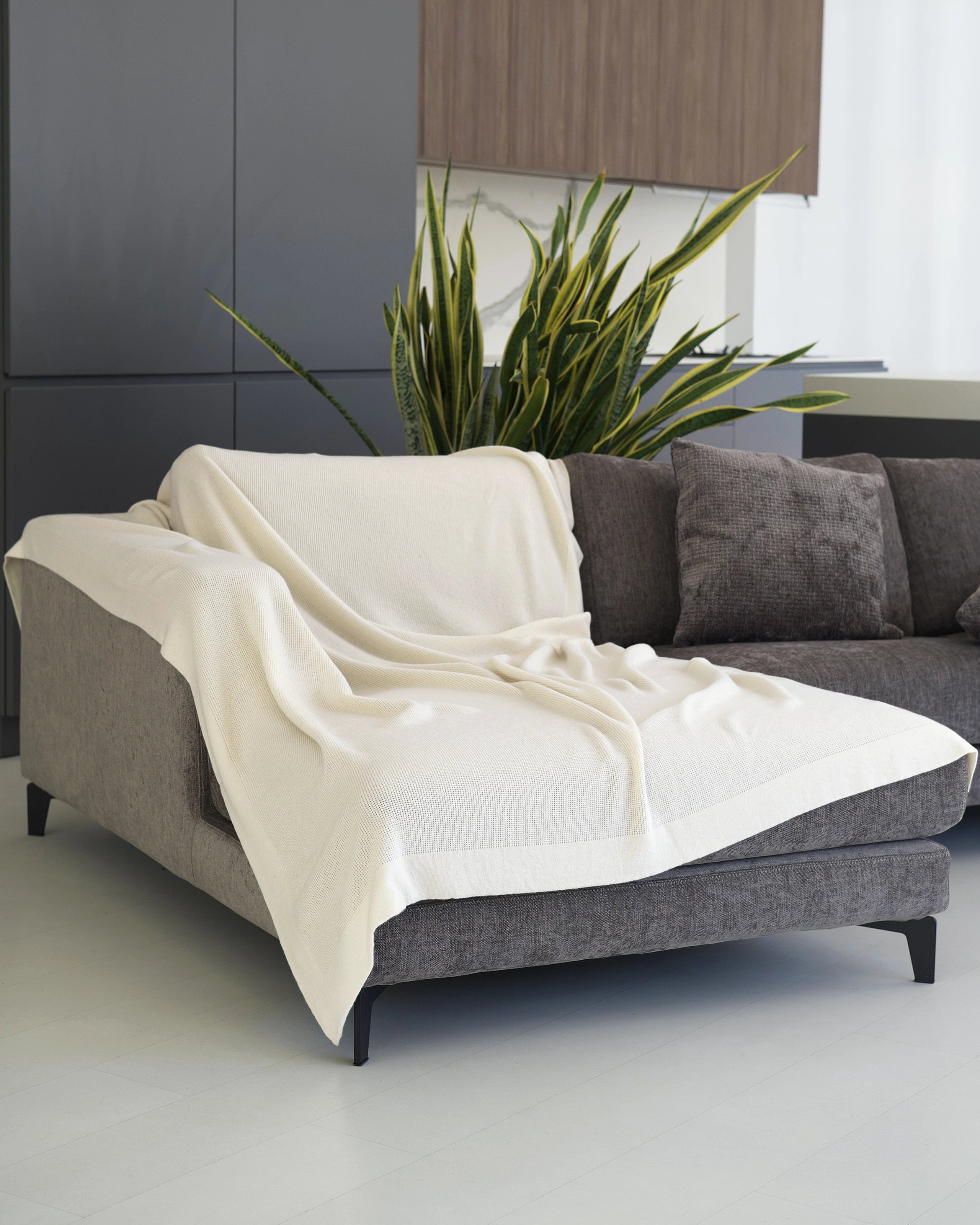 Fiocco Blanket - White Cashmere