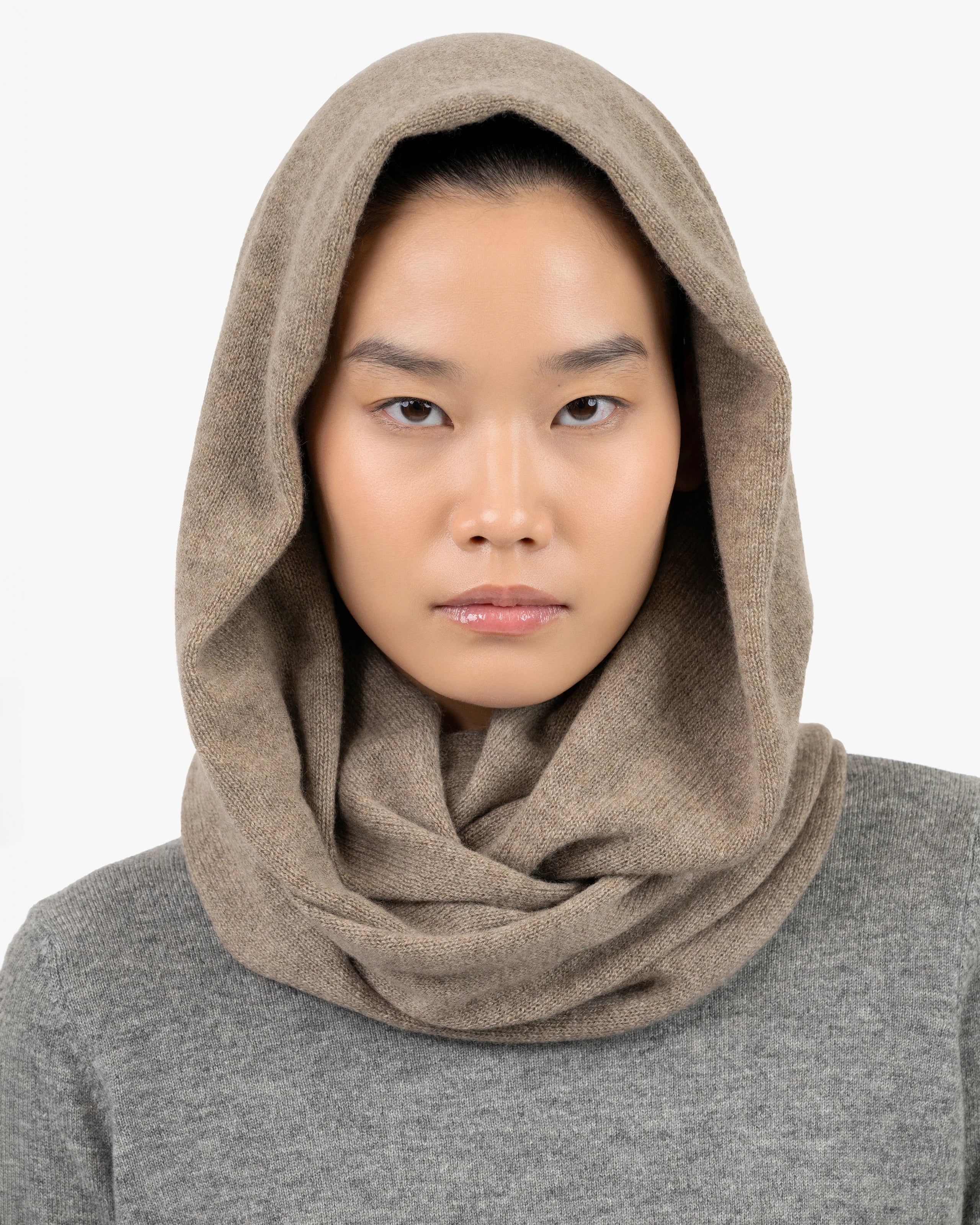 Cashmere Infinity Wrap - Taupe | MaisonCashmere Cashmere Infinity Wrap - Taupe | MaisonCashmere