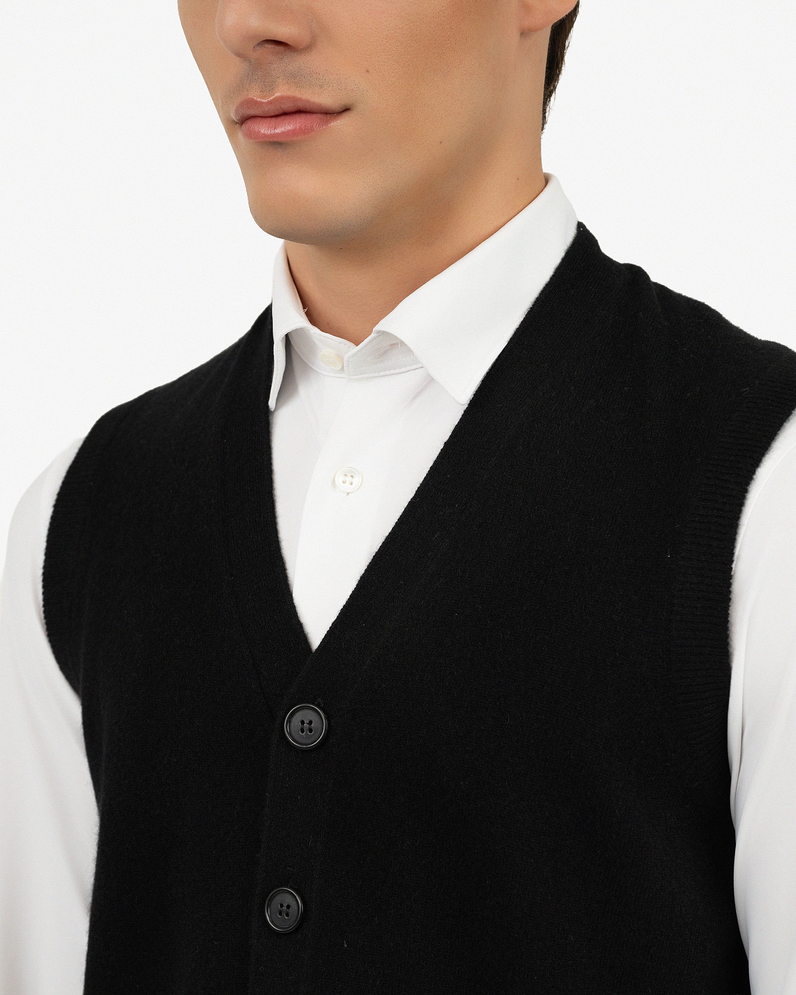Men's Sevile Cashmere Cardigan Vest - Black | MaisonCashmere