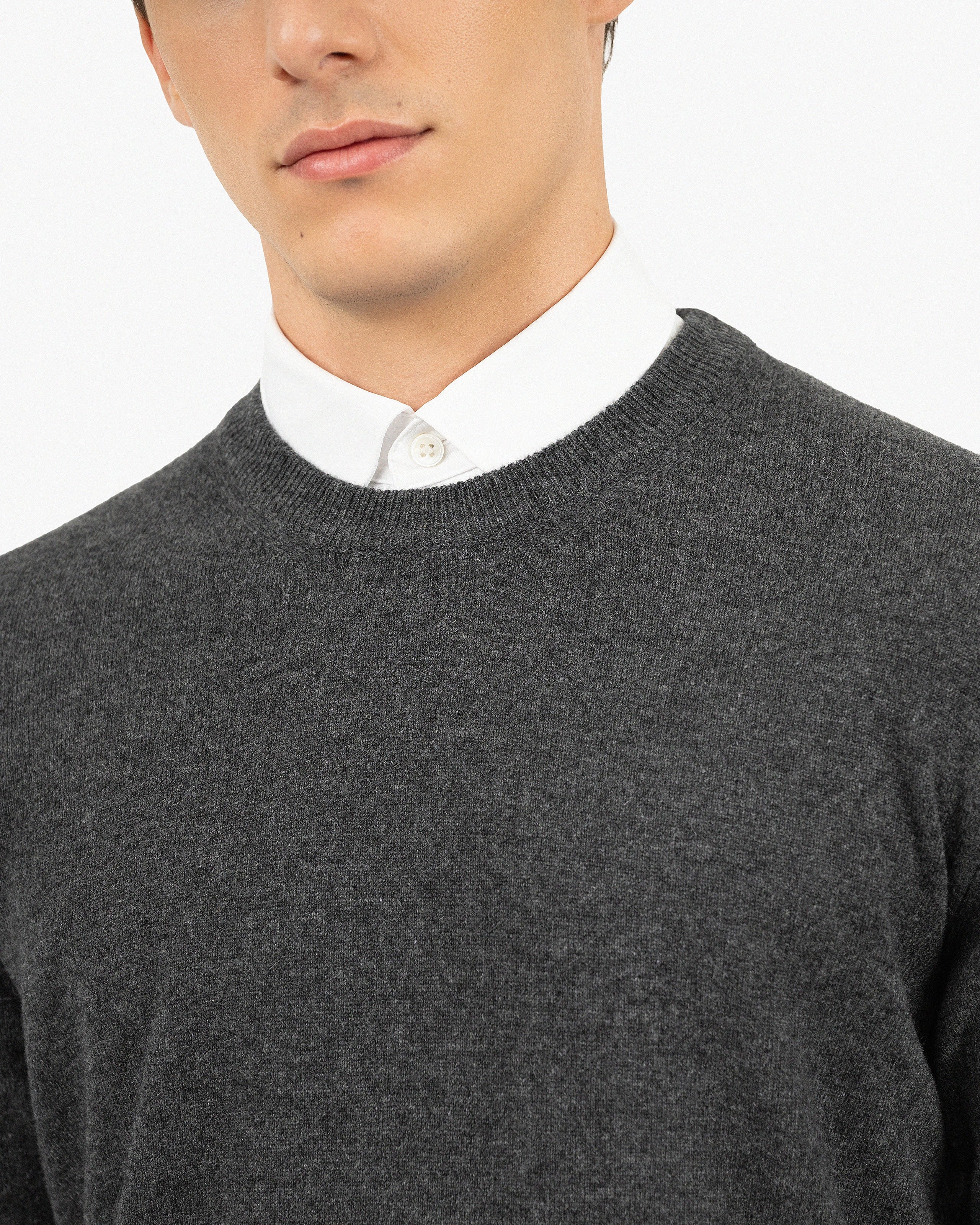 Men's Classic Crew Neck Sweater - Charcoal Cashmere