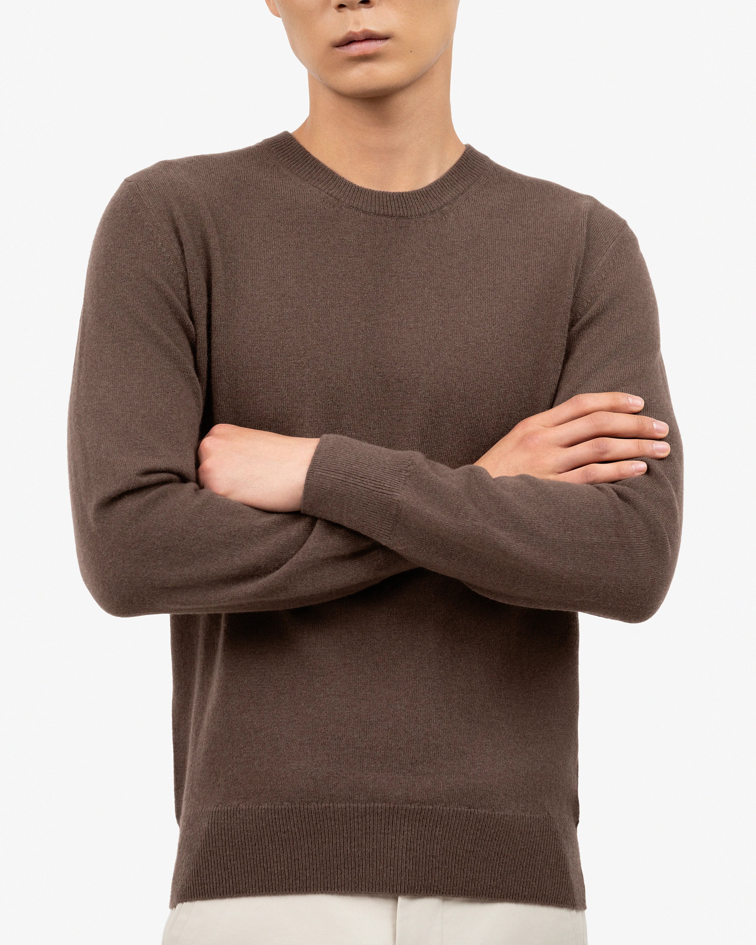 Men's Classic Crew Neck Sweater - Brown Cashmere