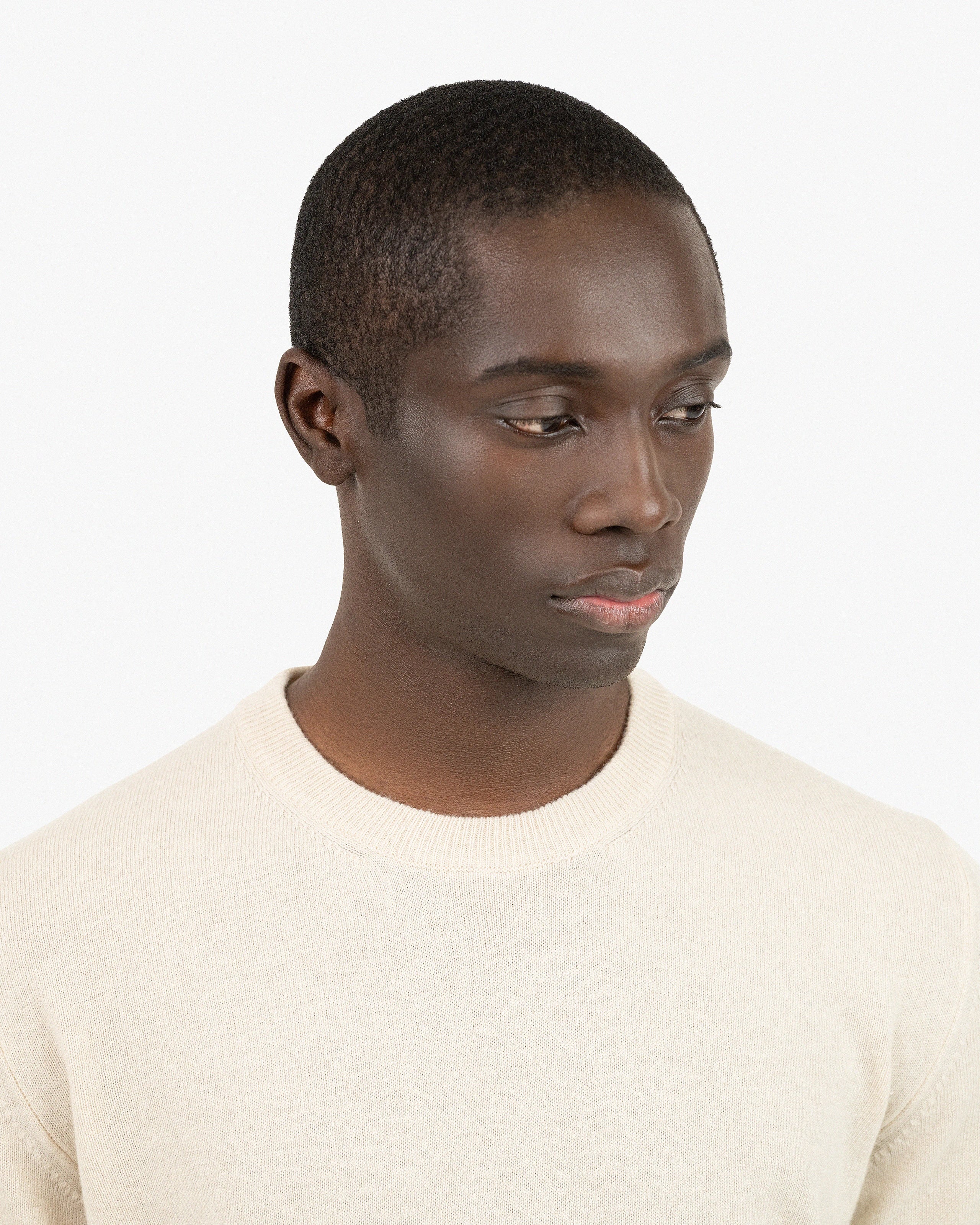 Men's Classic Crew Neck Sweater - Light Beige Cashmere