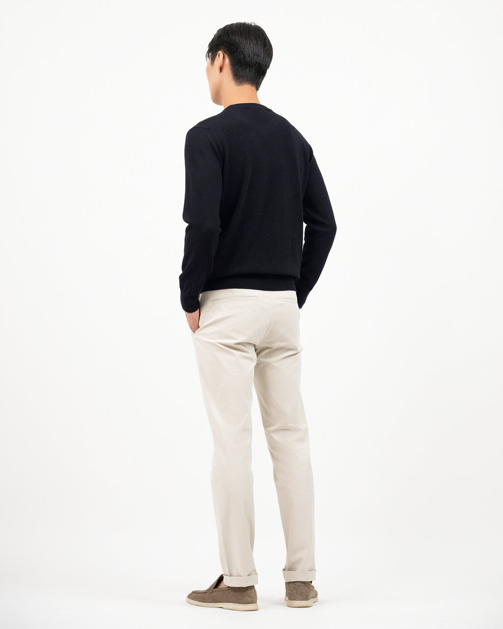 Men's Classic Crew Neck Sweater - Black Cashmere