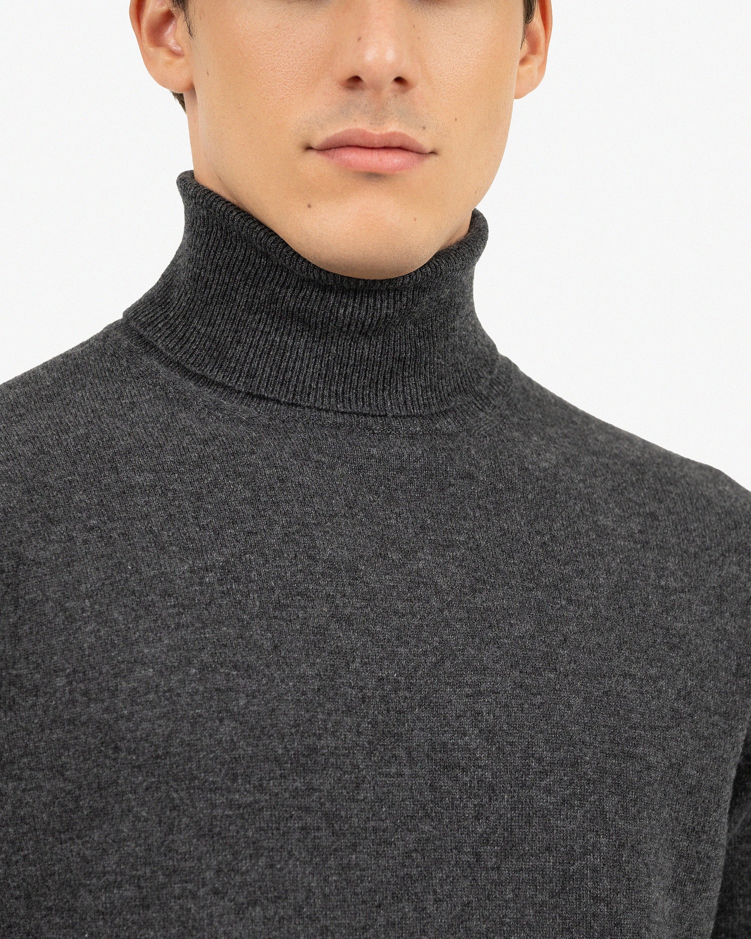 Men's Classic Cashmere Roll Neck Jumper Charcoal MaisonCashmere