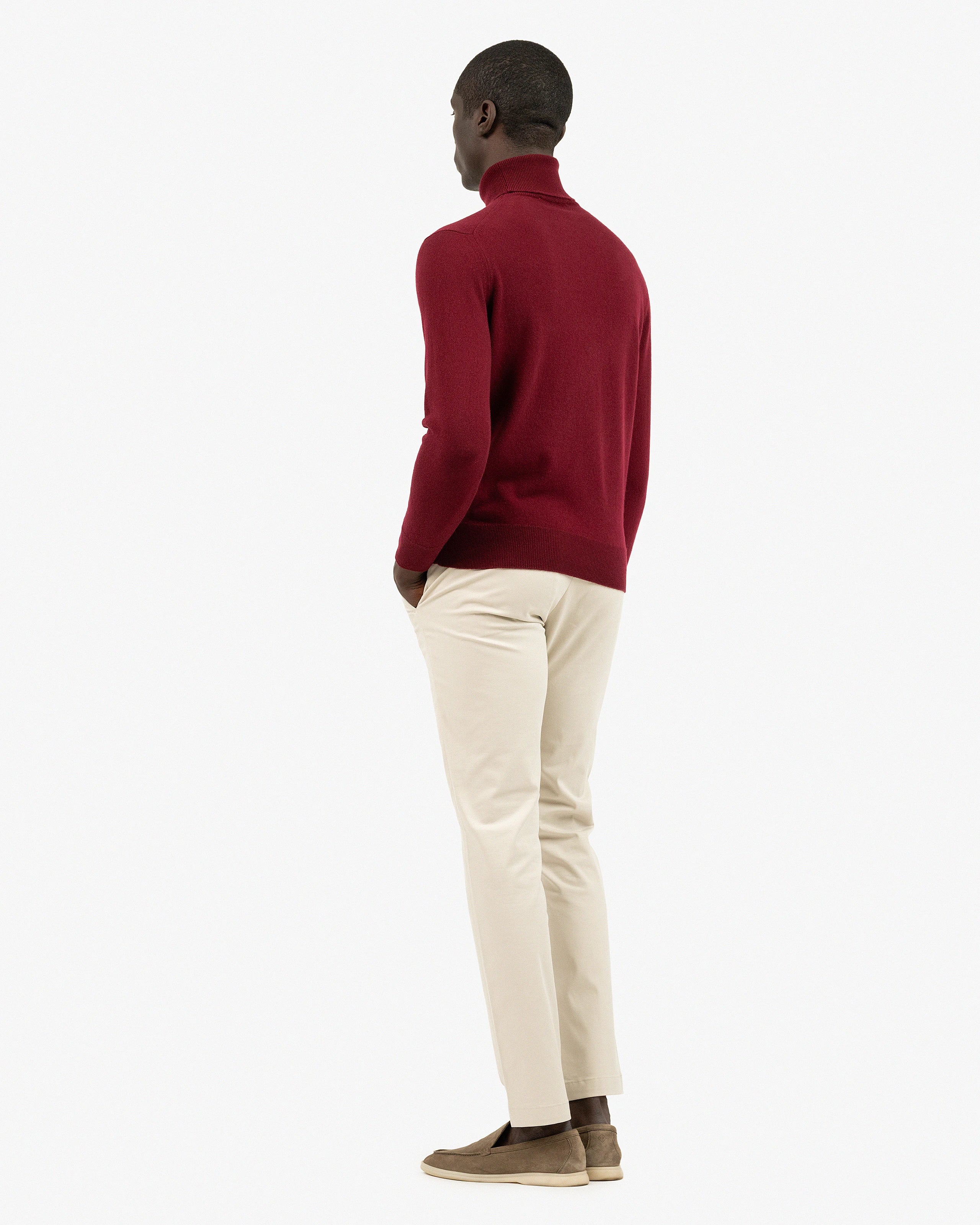 Men's Classic Turtleneck Sweater - Bordeaux Cashmere