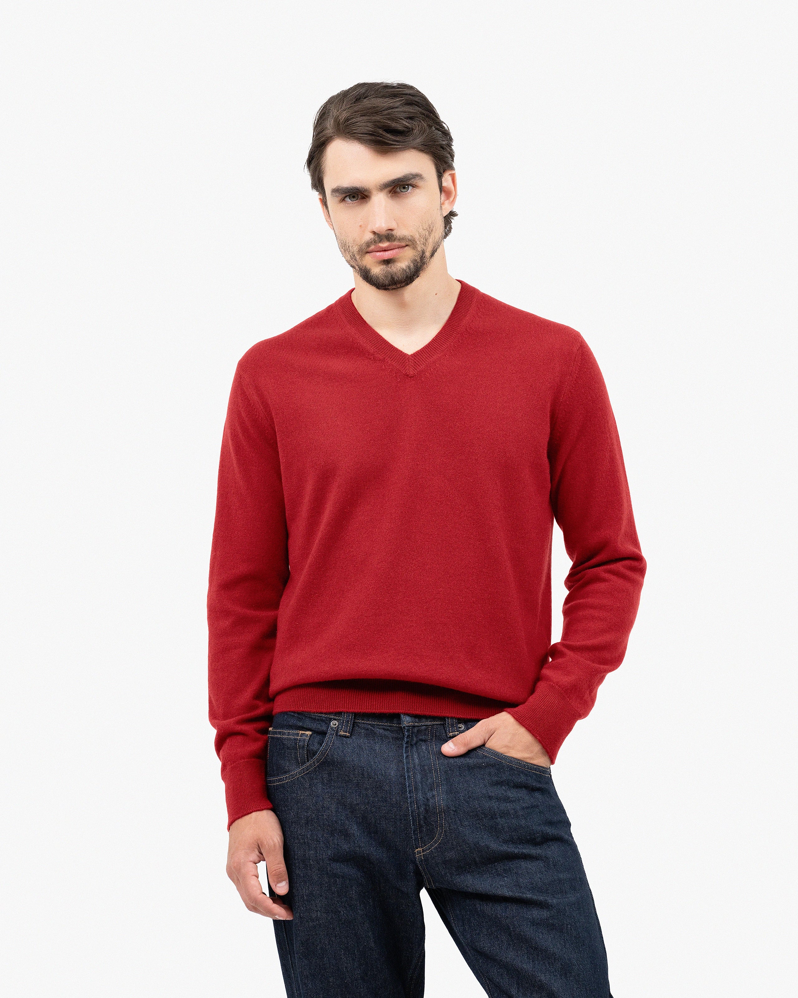 Men's Classic V-Neck Sweater - Red Cashmere