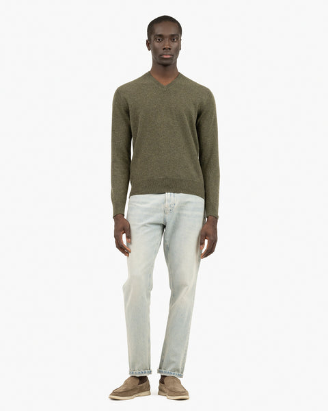 Men's Classic V-Neck Sweater - Green Cashmere