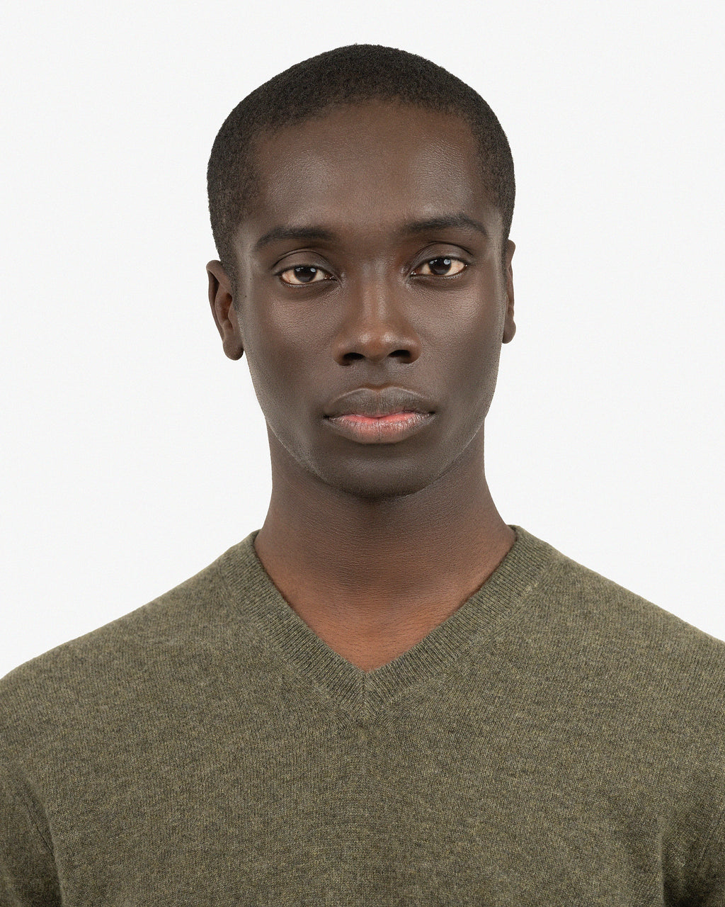 Men's Classic V-Neck Sweater - Green Cashmere