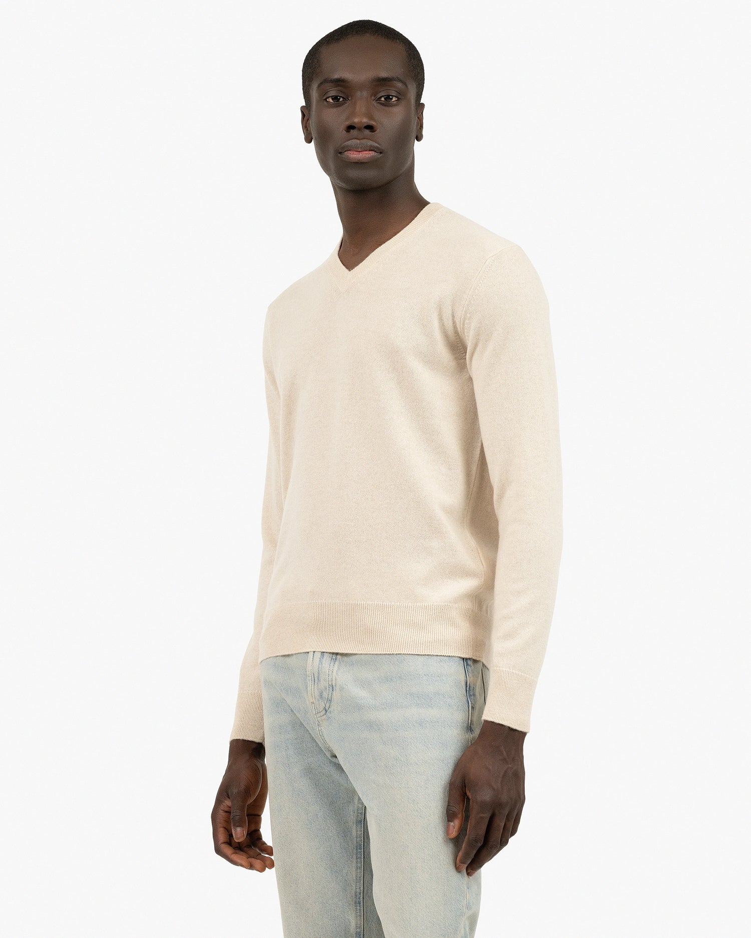 Men's Classic Cashmere V-Neck Sweater Light Beige MaisonCashmere