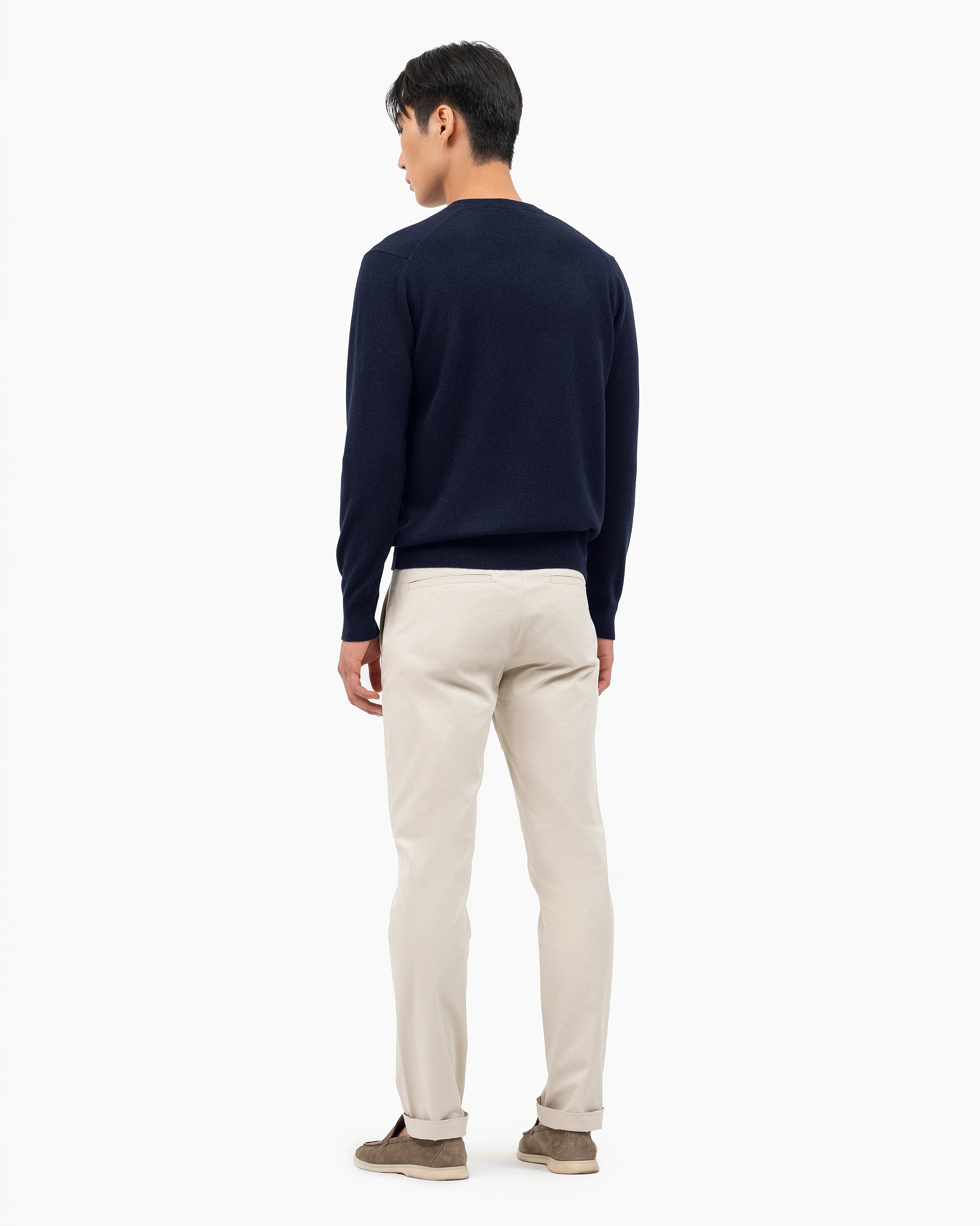 Men's Classic V-Neck Sweater - Night Blue Cashmere