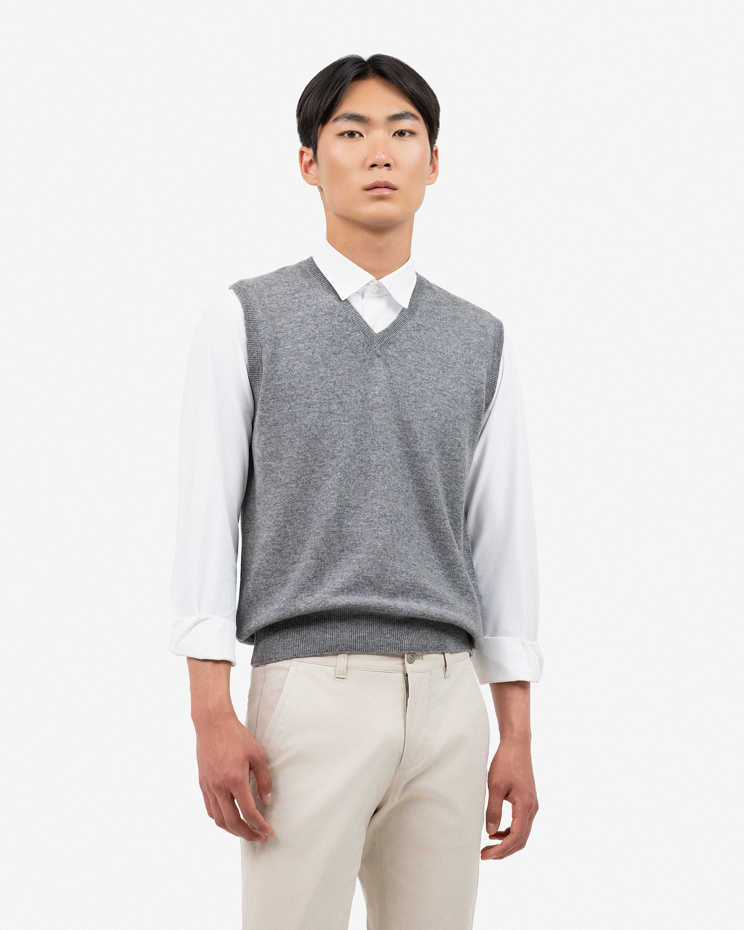 Men's Classic V-Neck Vest - Medium Grey Cashmere