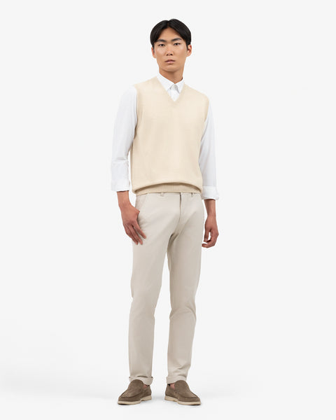メゾンカレ CASHMERE MILKY WAY ROUND NECK VEST Kaelani - V Neck Cashmere Vest | The Cashmere Studio