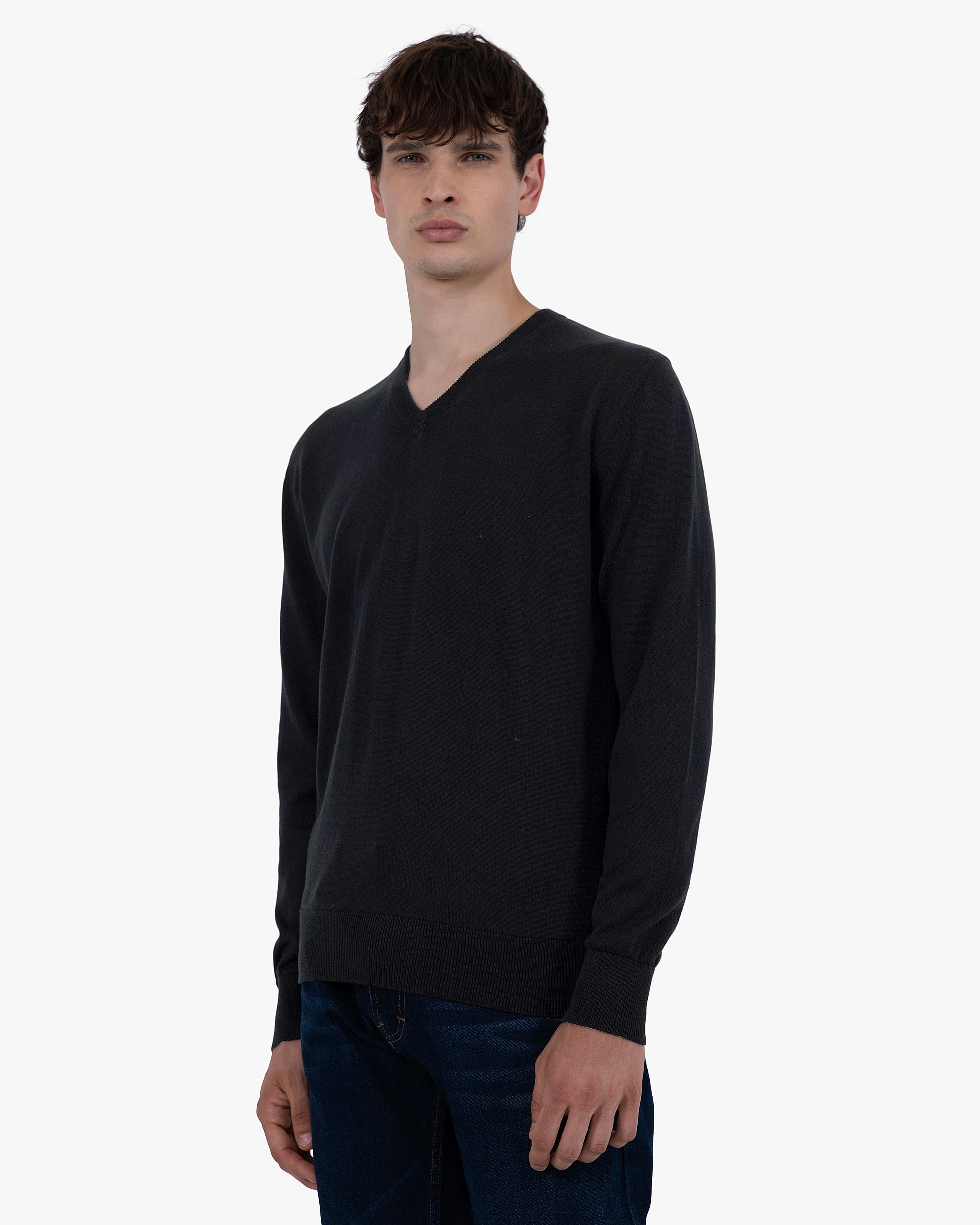 Men's Giza V-Neck Sweater - Black Cotone