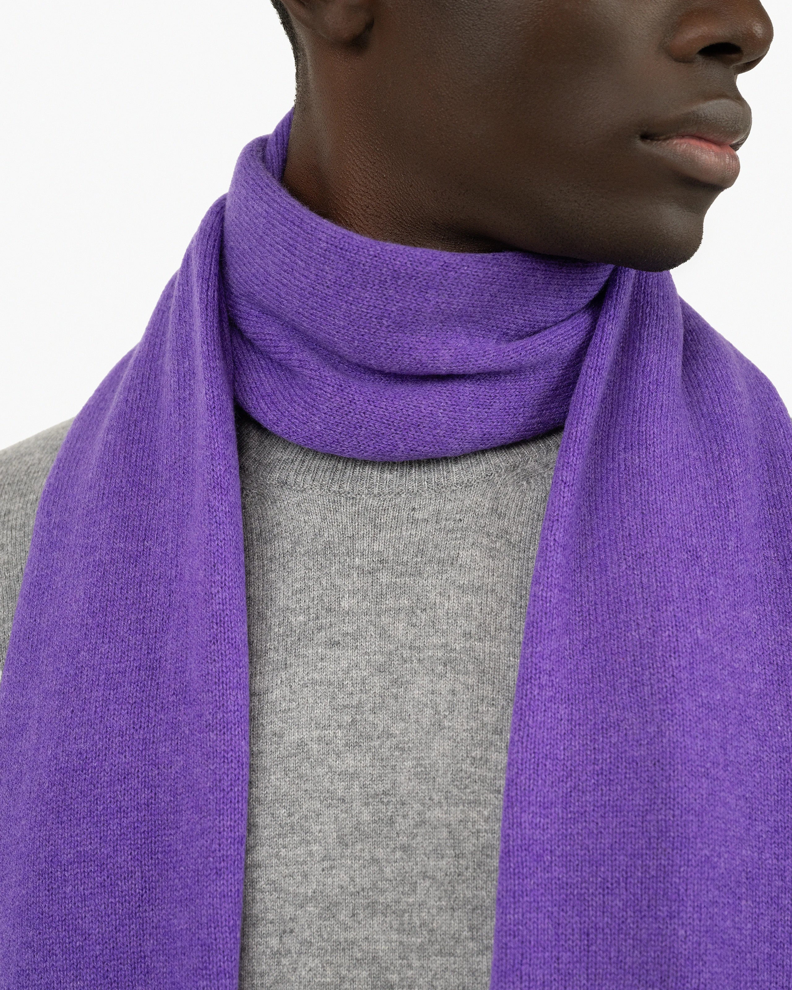 Men's Essential Maxi Scarf - Purple Cashmere