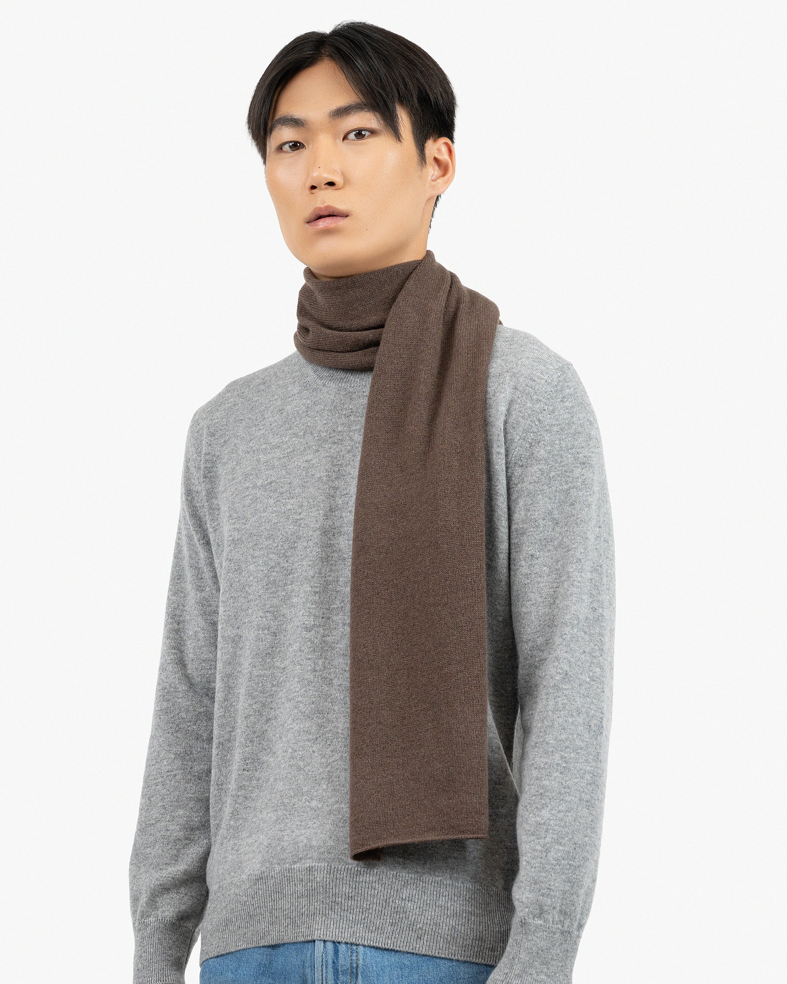 Essential Cashmere Scarf for Men - Brown