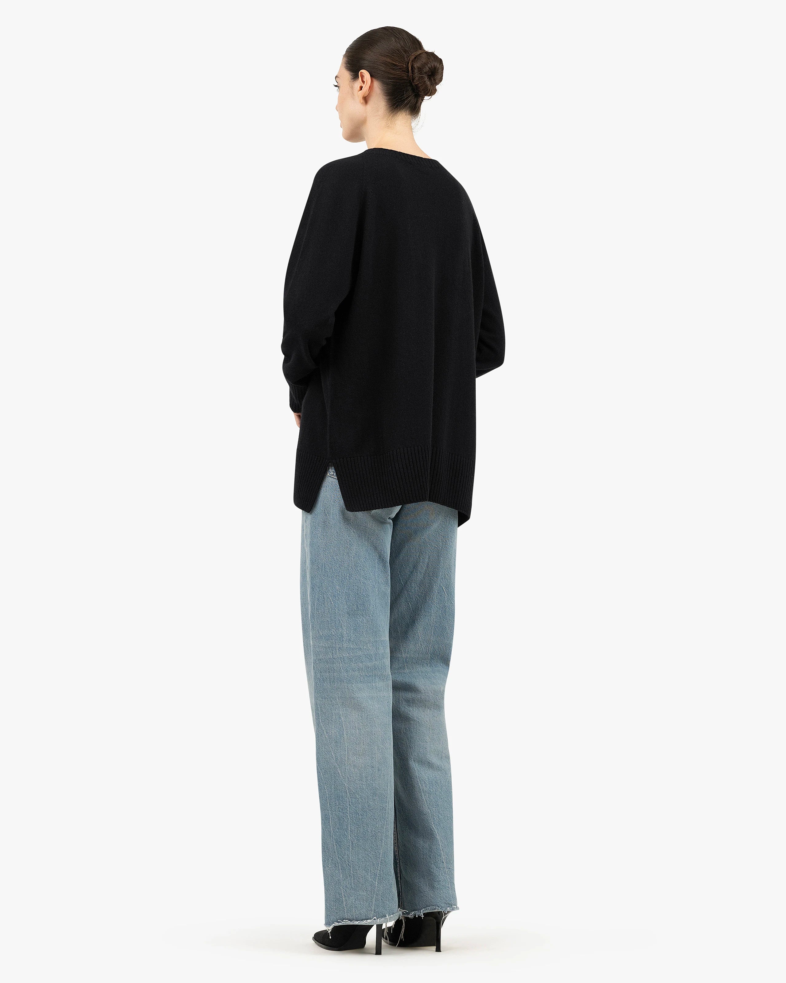 Mosel Maxi Boat Neck - Black Cashmere