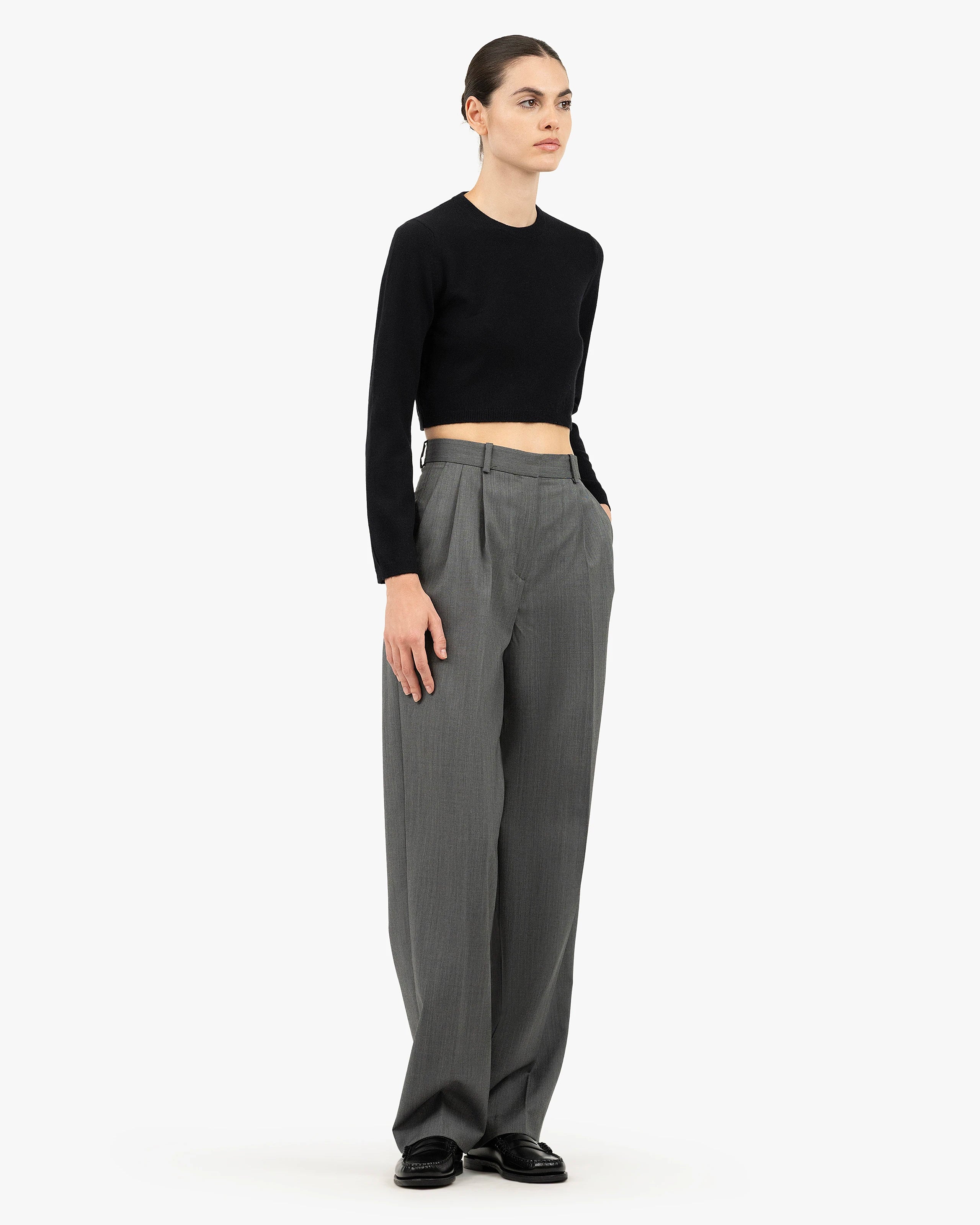 Ostuni Crop Sweater - Black Cashmere