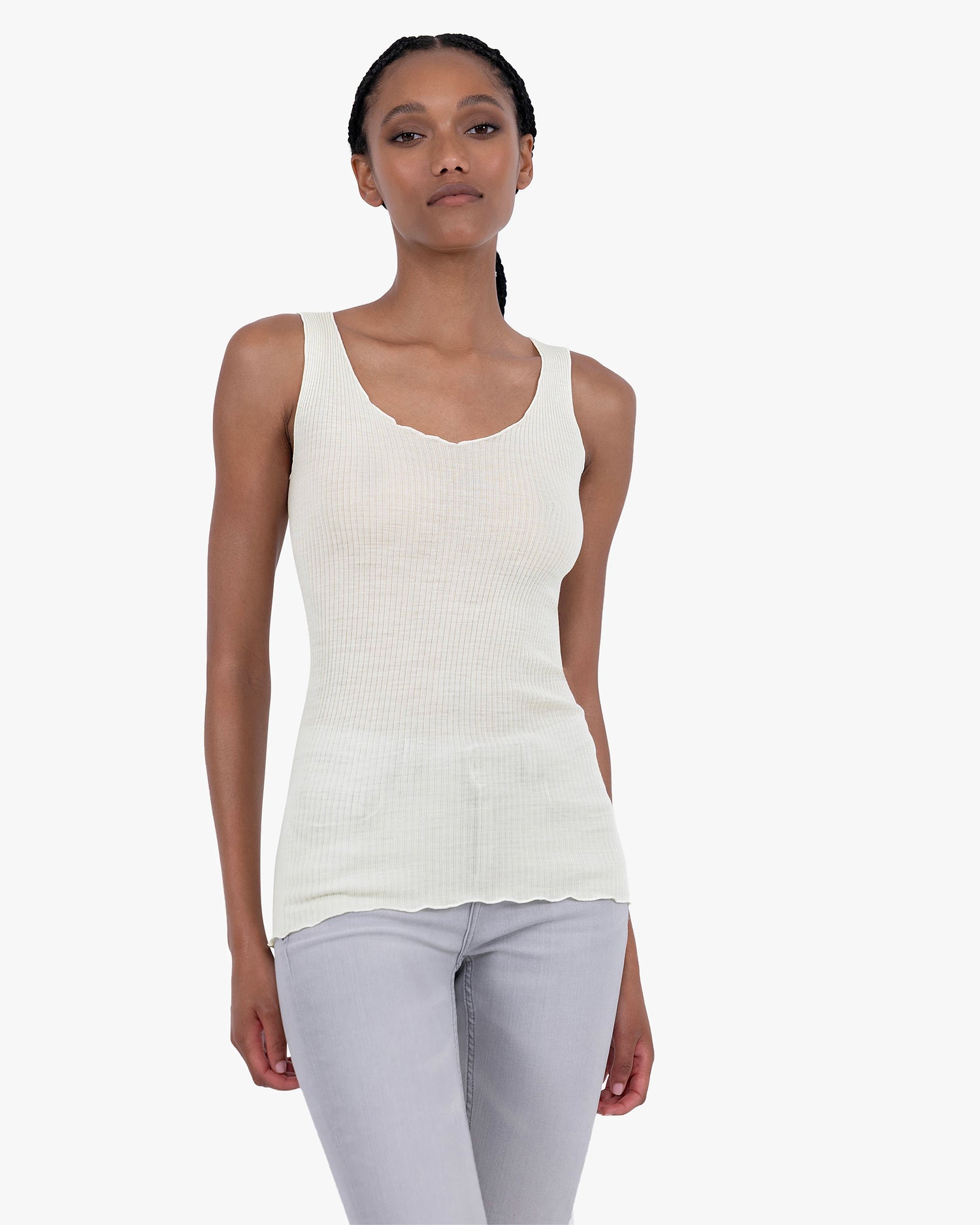 Maglia lupetto bianco con plissè in pizzo | vendita online su Elisa Maglia lupetto bianco con plissè in pizzo | vendita online su Elisa