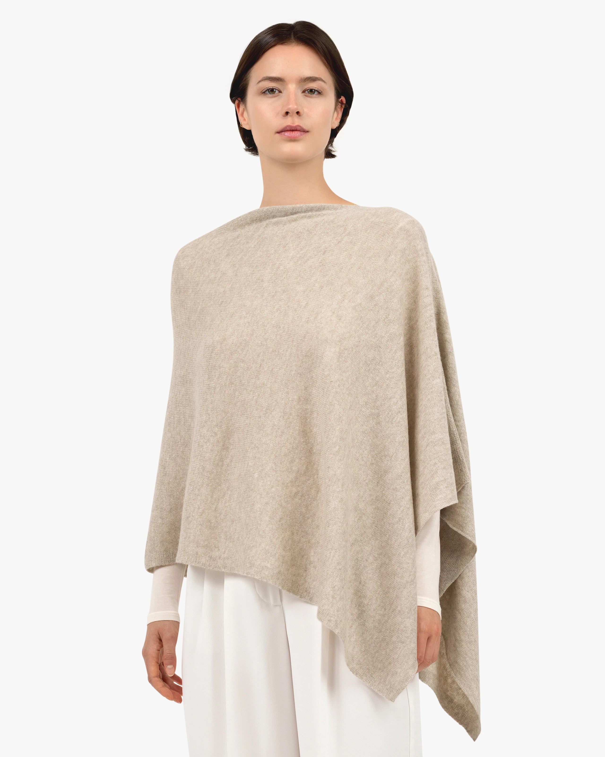 Essential Cashmere Poncho - Beige