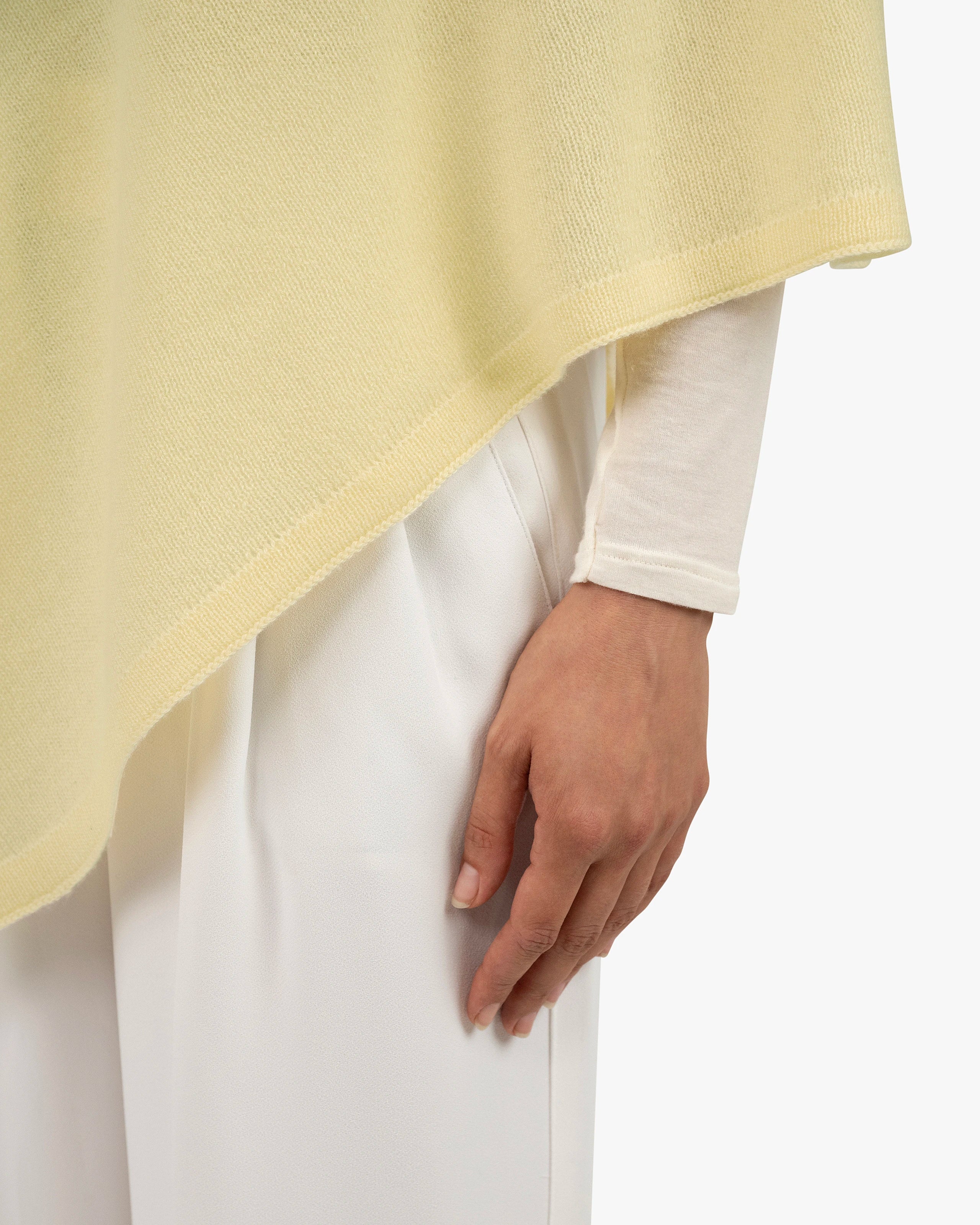 Ostuni Poncho - Yellow Cashmere