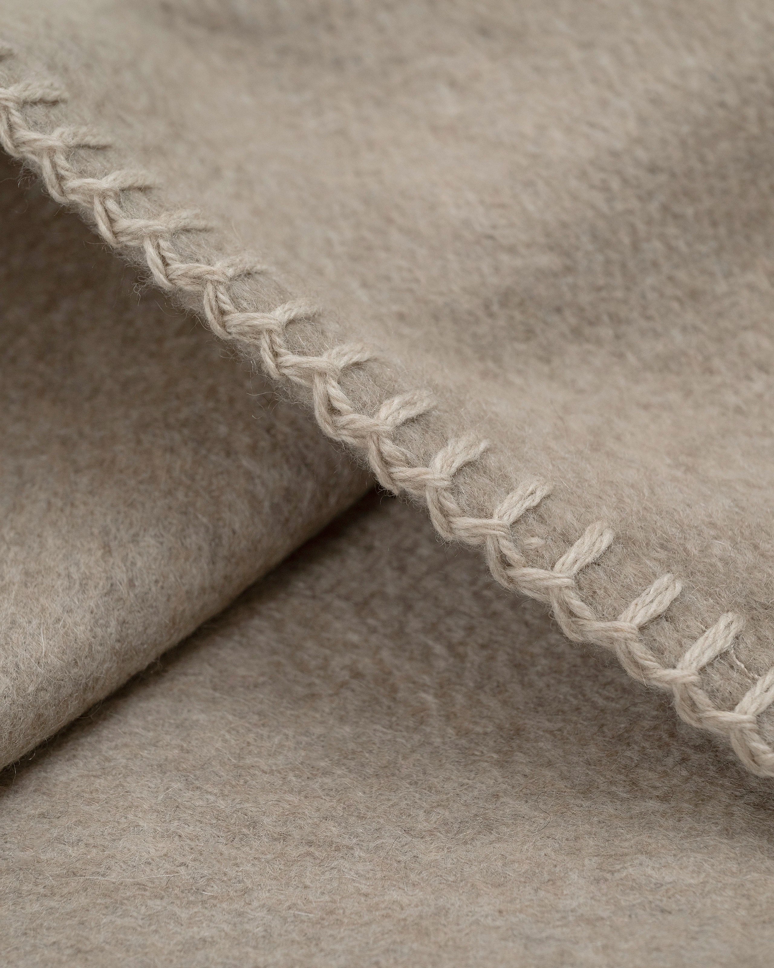 Provence Throw Blanket - Beige Cashmere