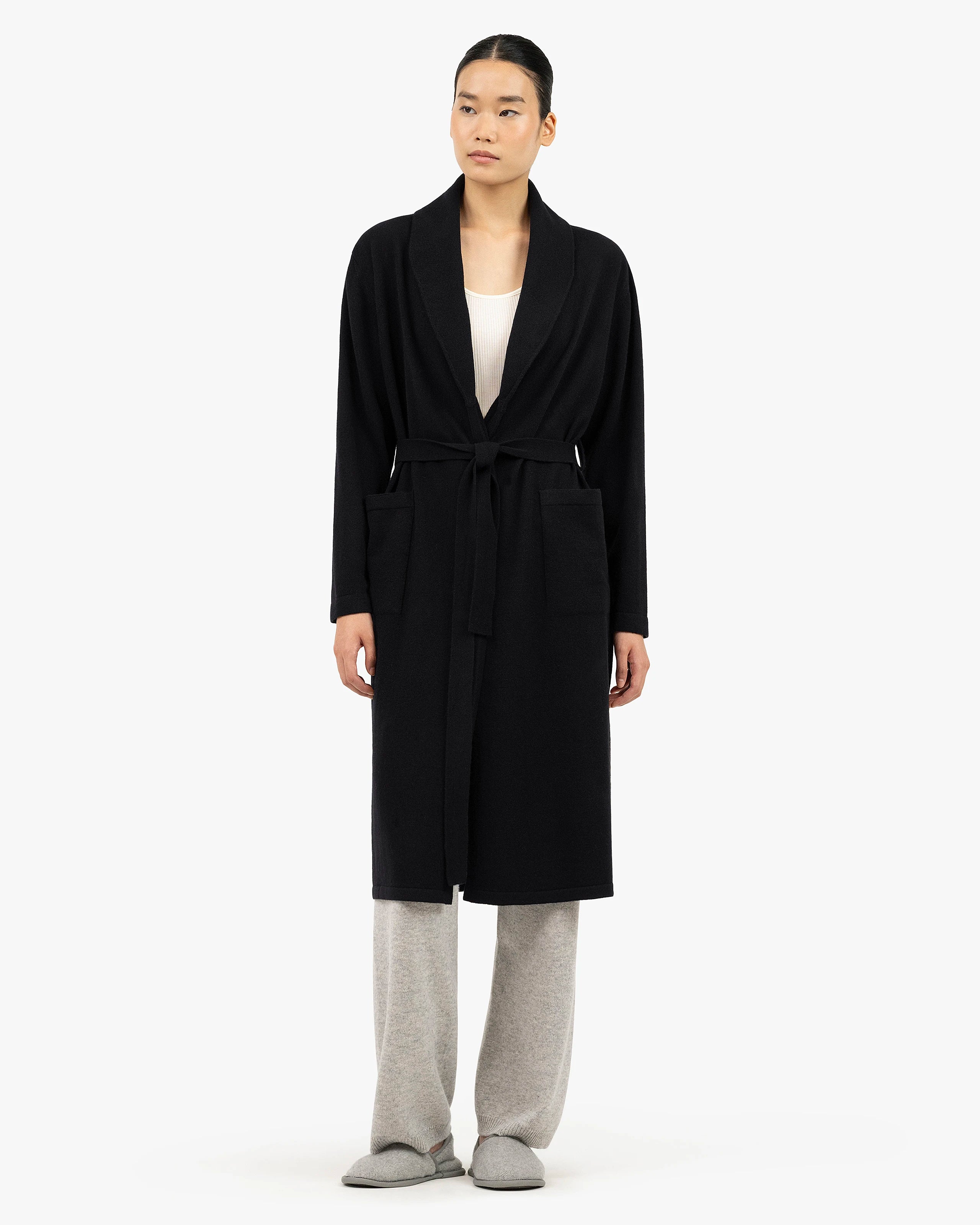 Women's Lorien Cashmere Lounge Robe - Black | MaisonCashmere