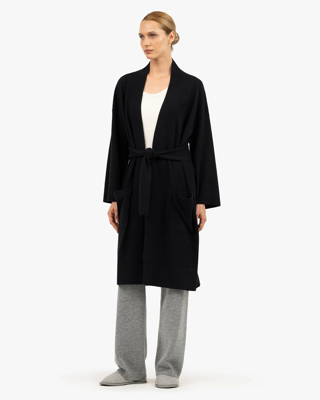 Théa Robe - Black Cashmere
