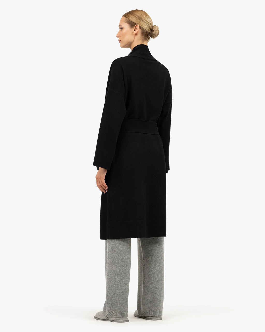 Théa Robe - Black Cashmere