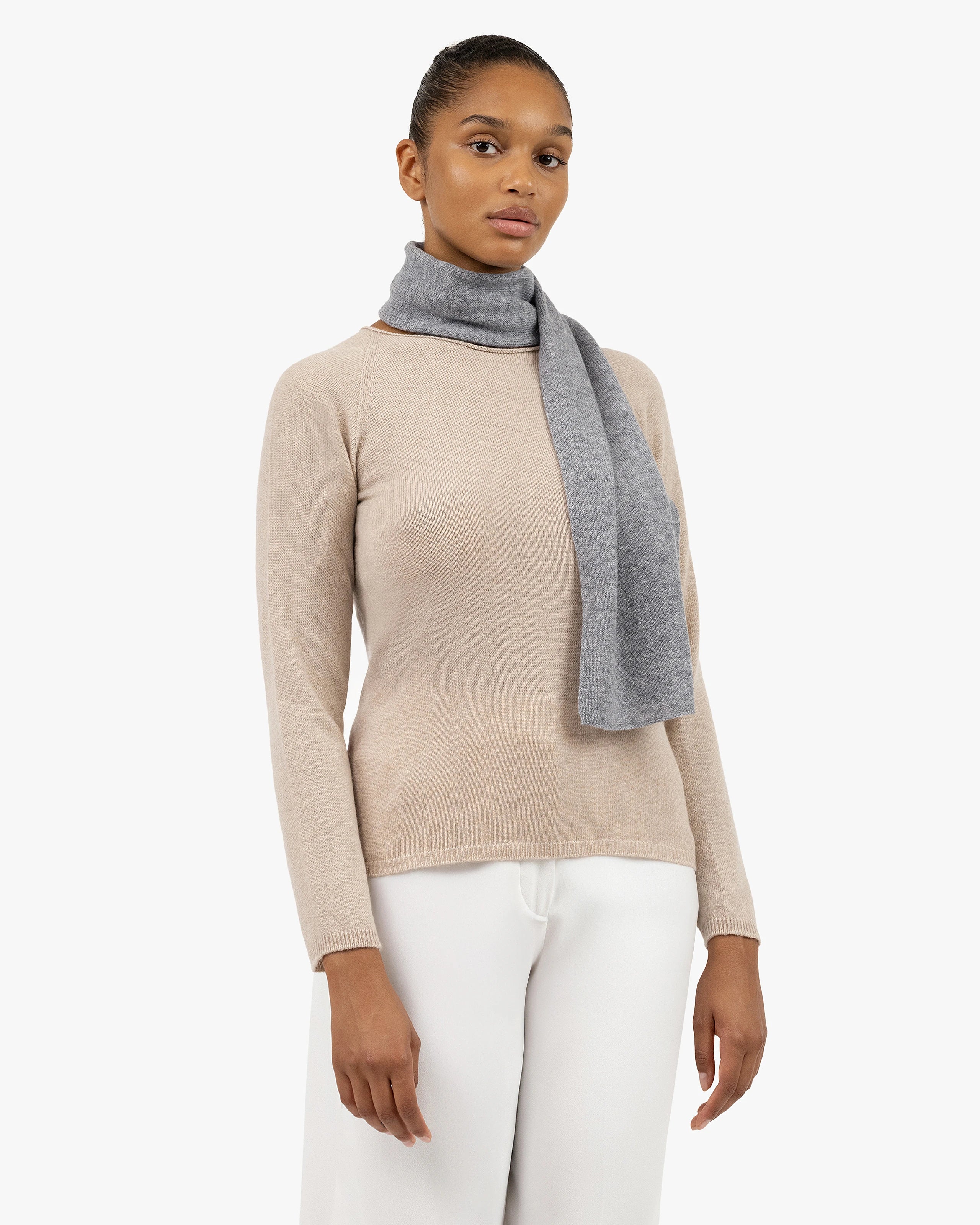 Essential Cashmere Scarf for Women - Medium Grey