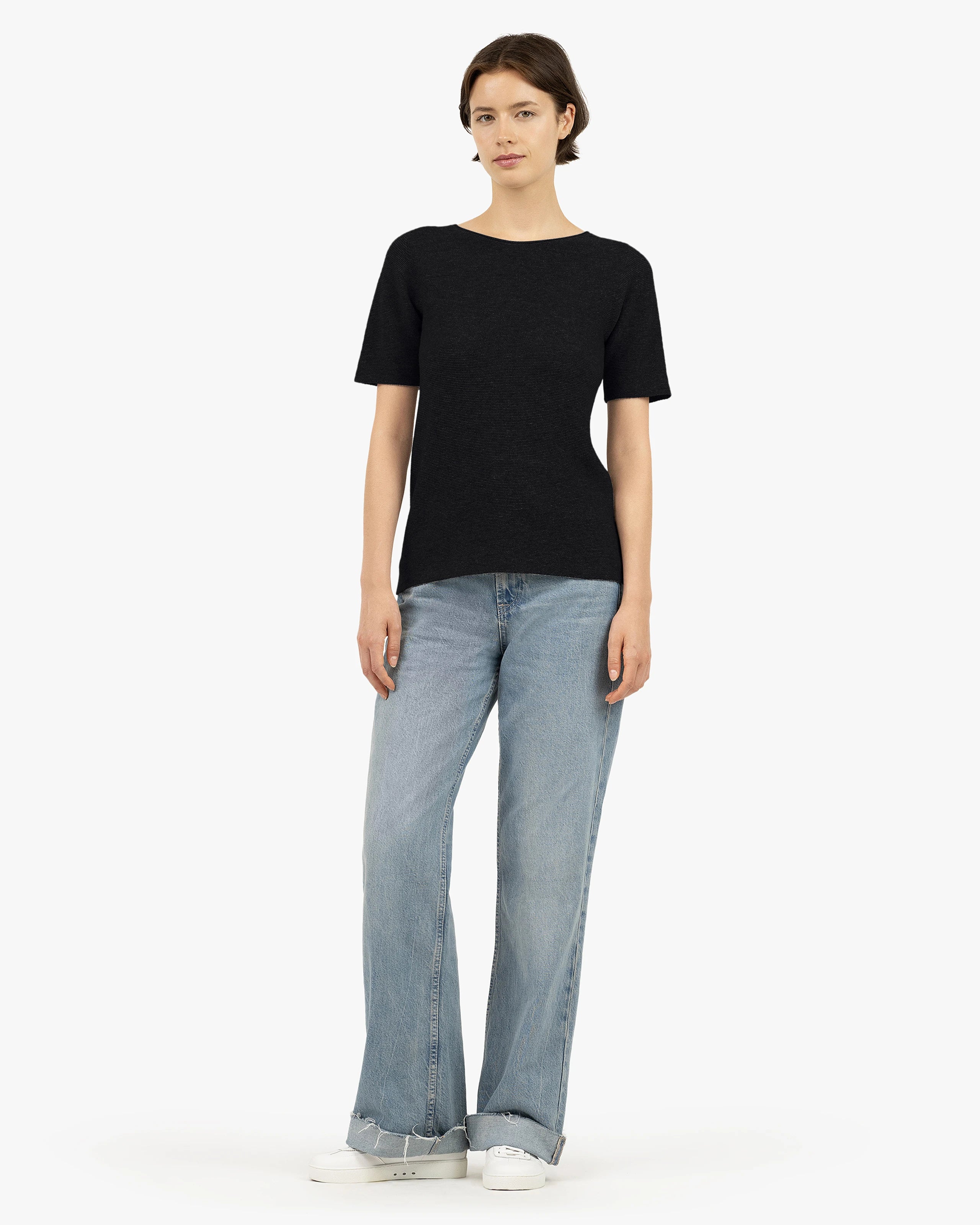 Soffio Boat Neck Tee - Black Cashmere