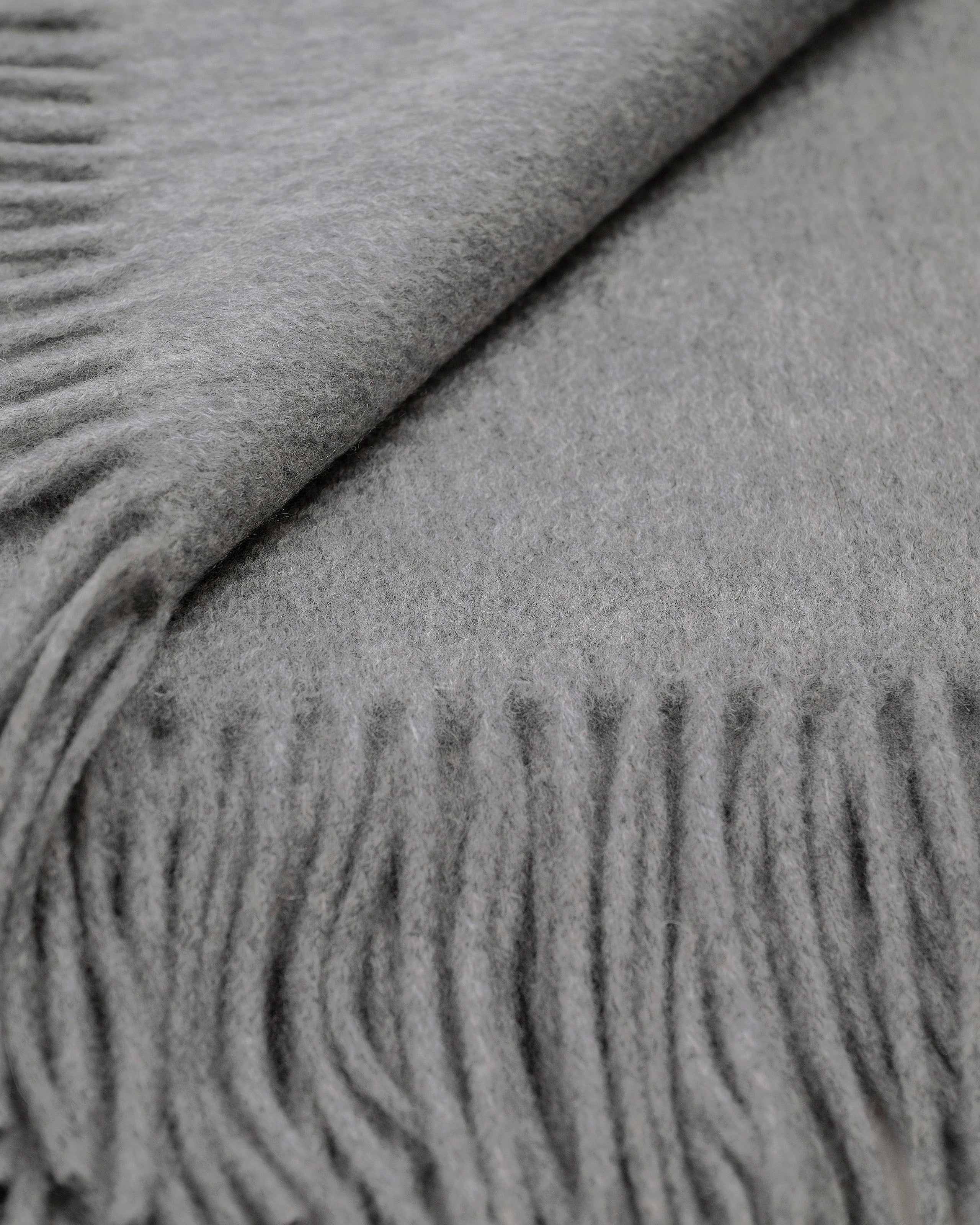 Sydney Throw Blanket - Grey Cashmere
