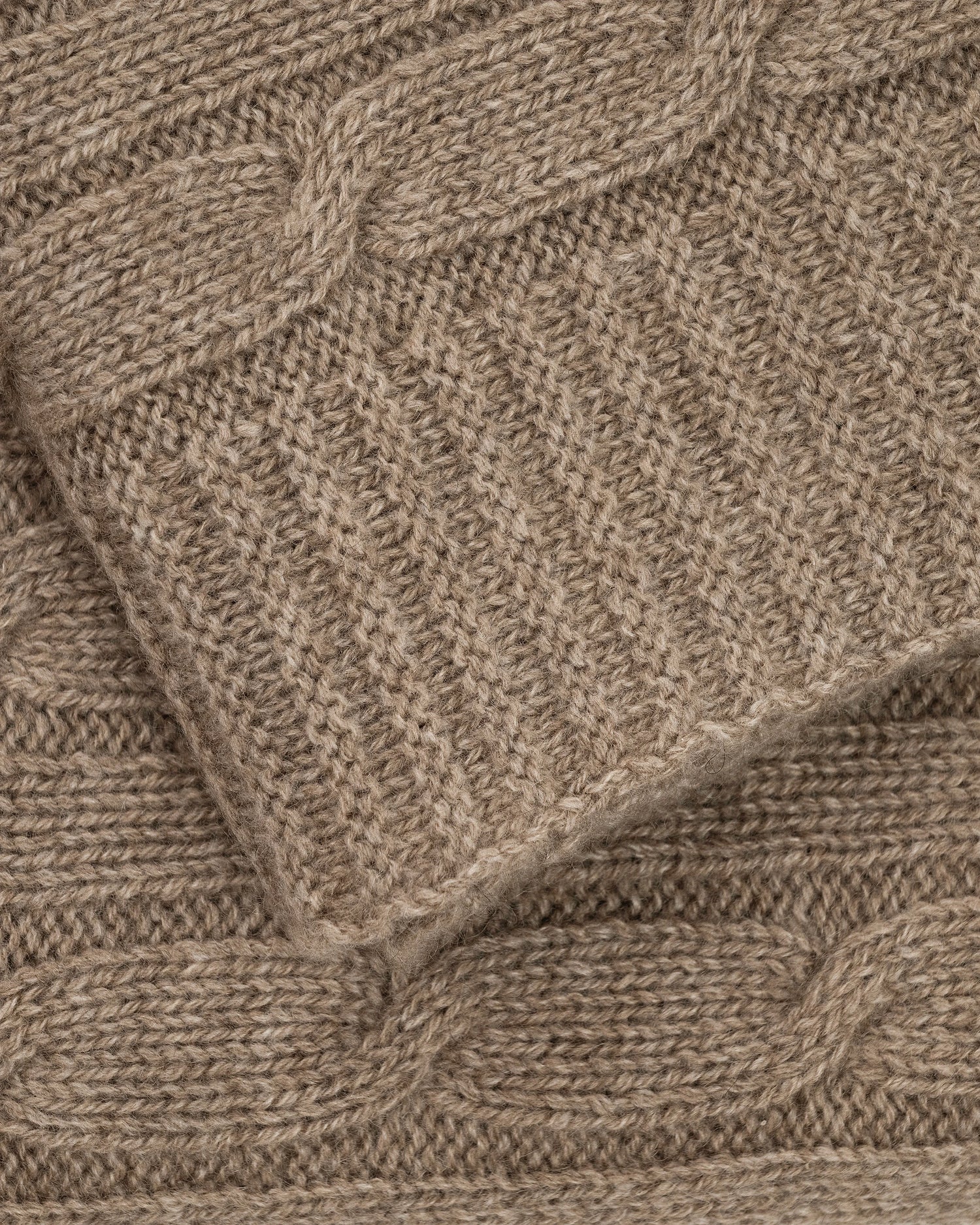 Tressé Cable Throw - Taupe Cashmere
