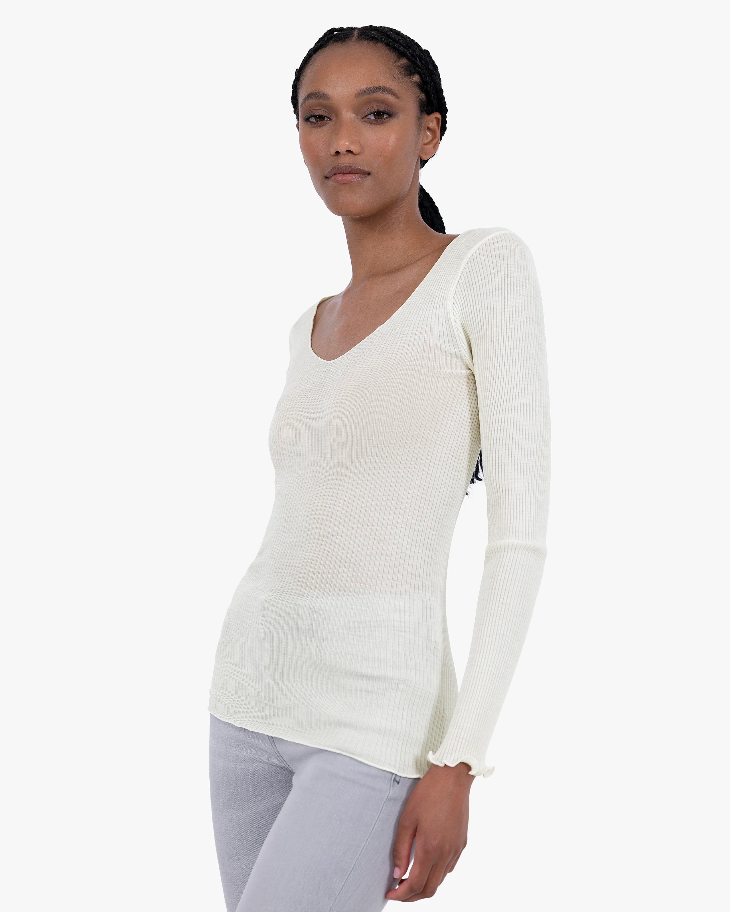 Pleated V-Neck - White Merino / Seta
