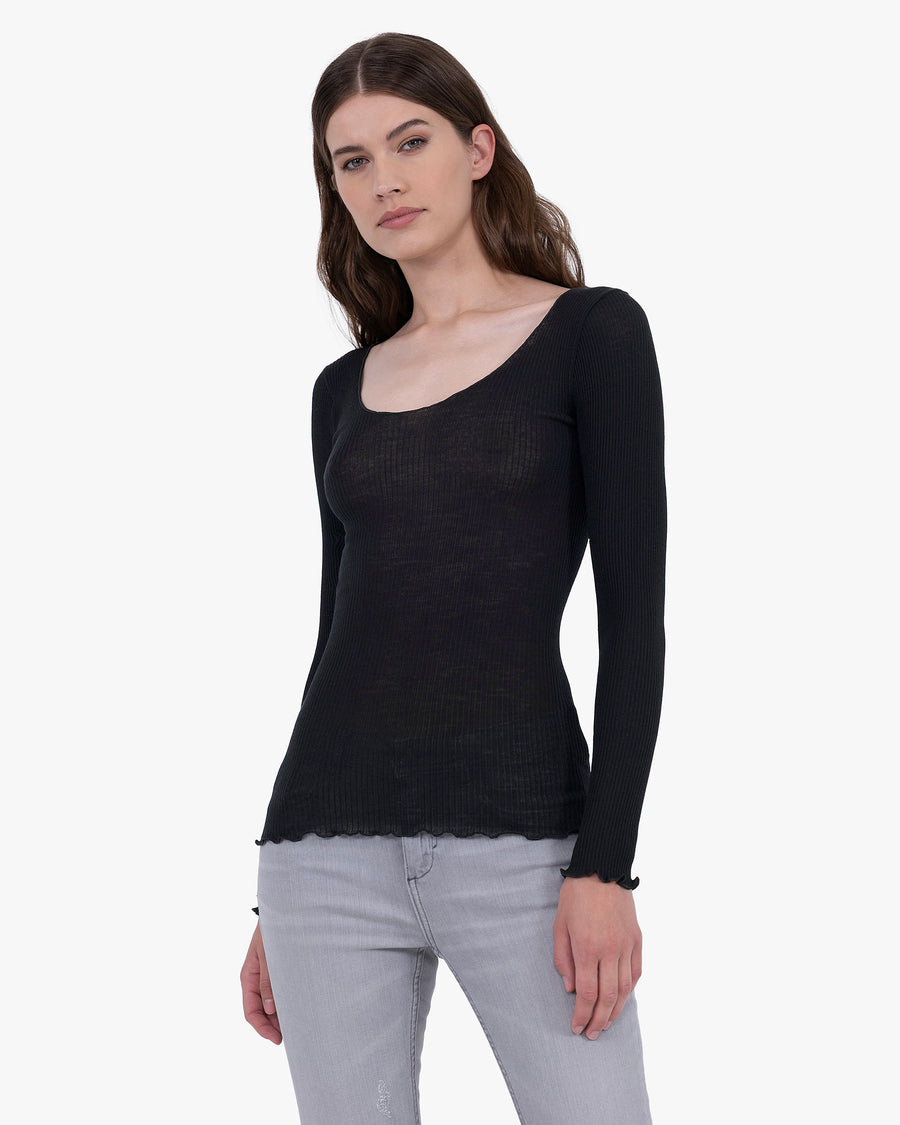 Pleated V-Neck - Black Merino / Seta